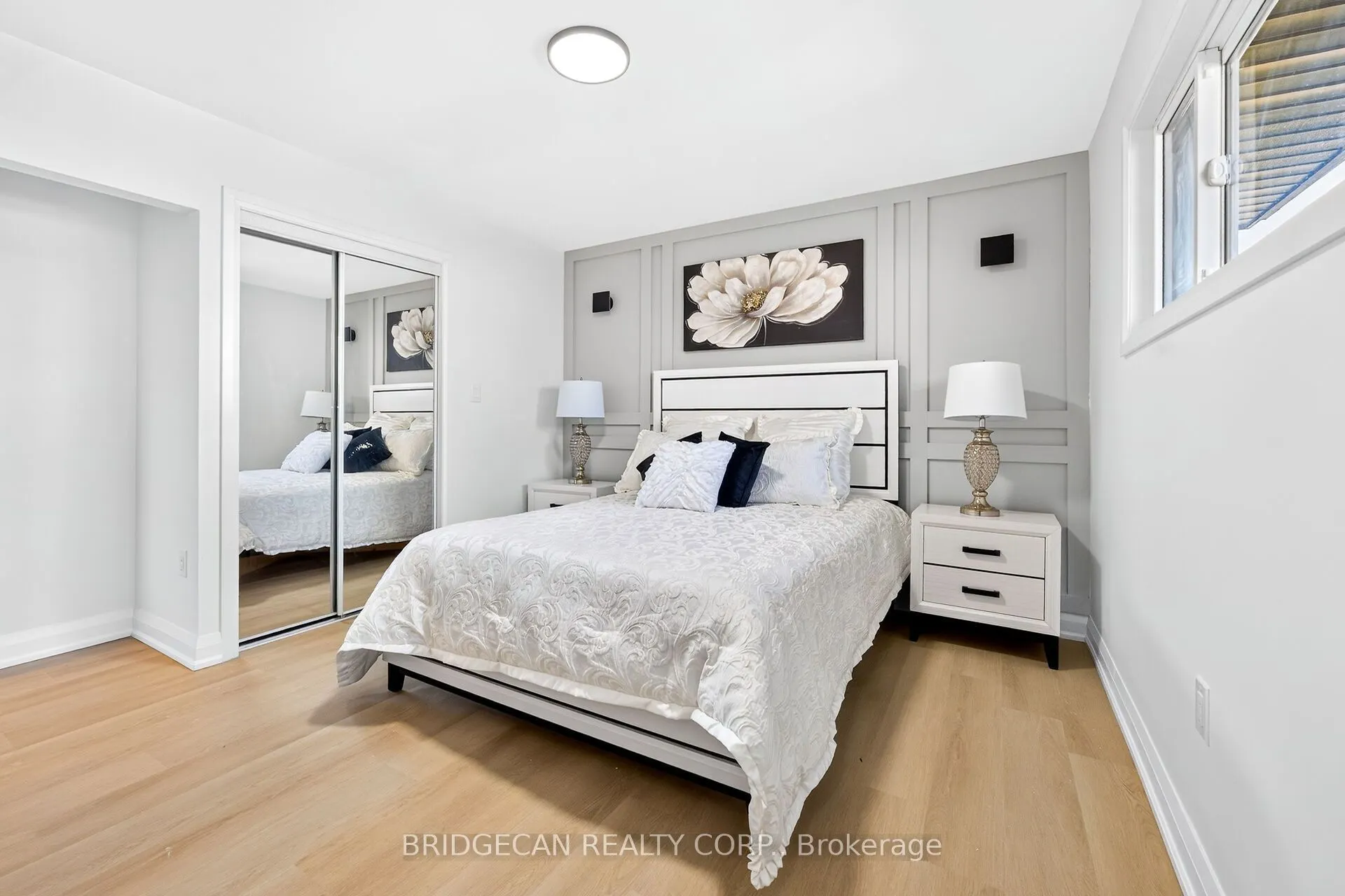 4 Bermuda Court