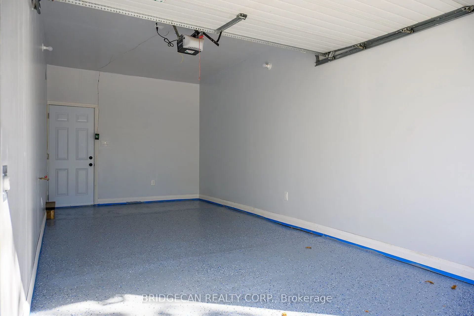 4 Bermuda Court