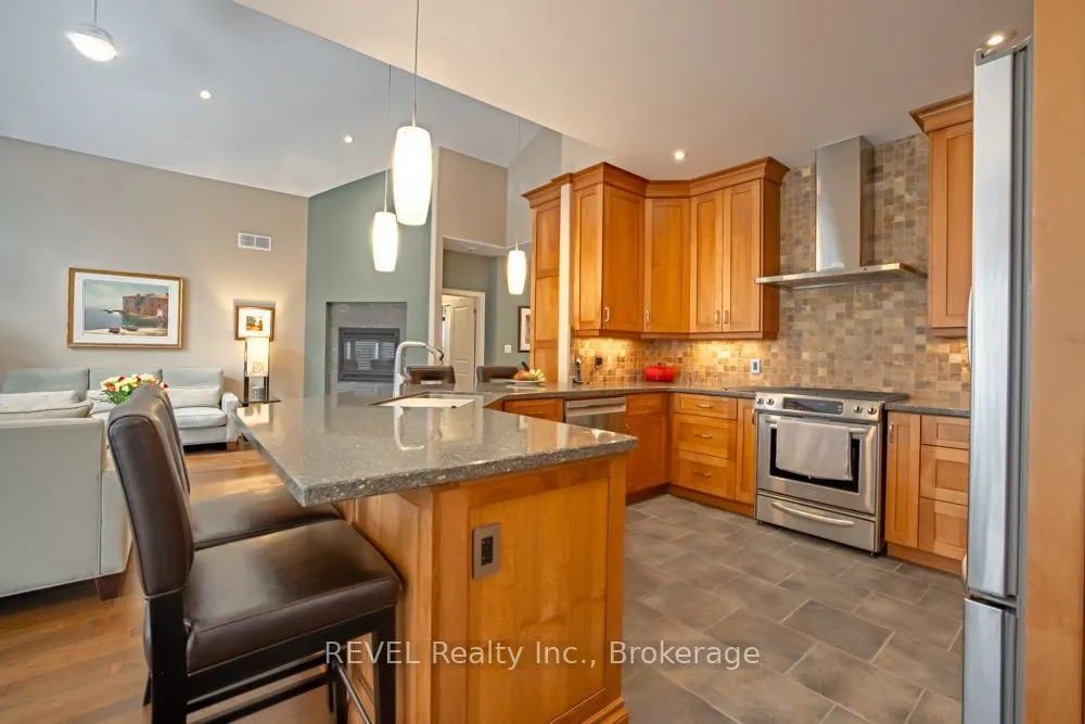 3595 Algonquin Drive