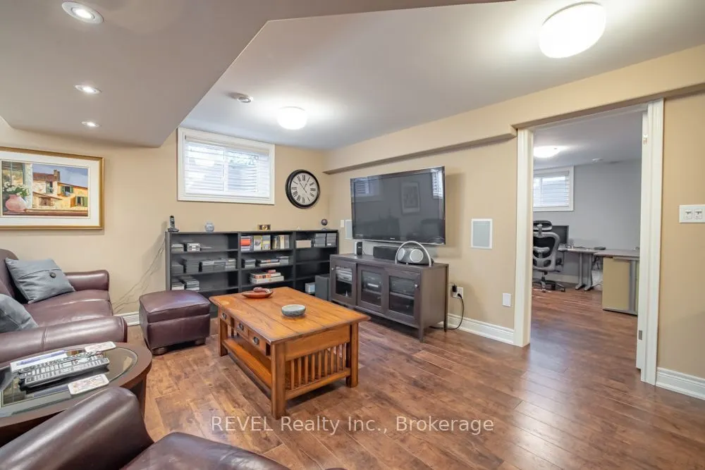3595 Algonquin Drive