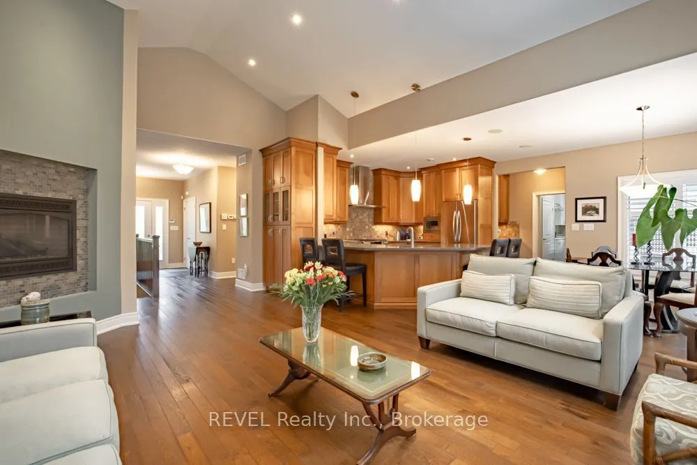 3595 Algonquin Drive