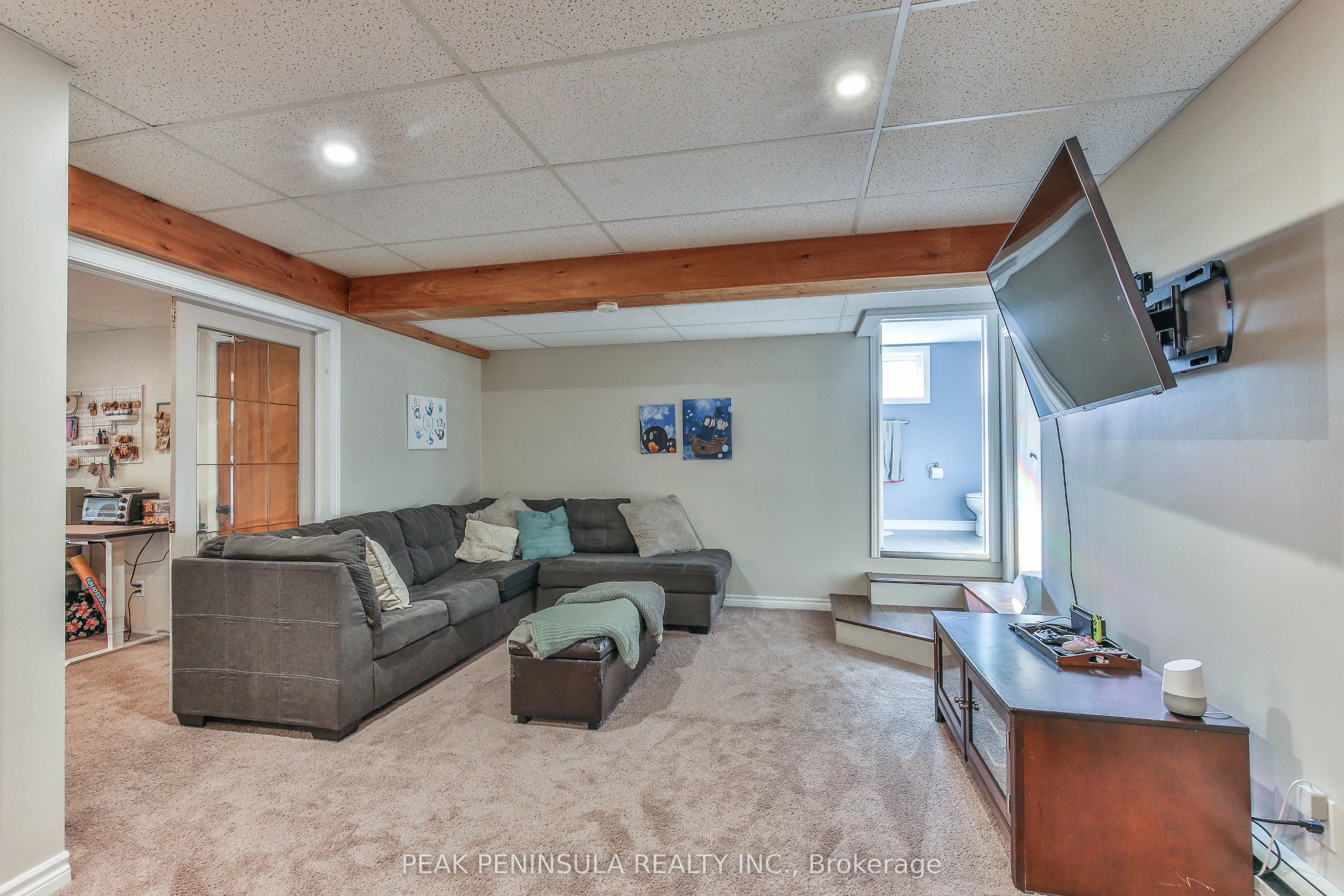 66 Lisgar Avenue