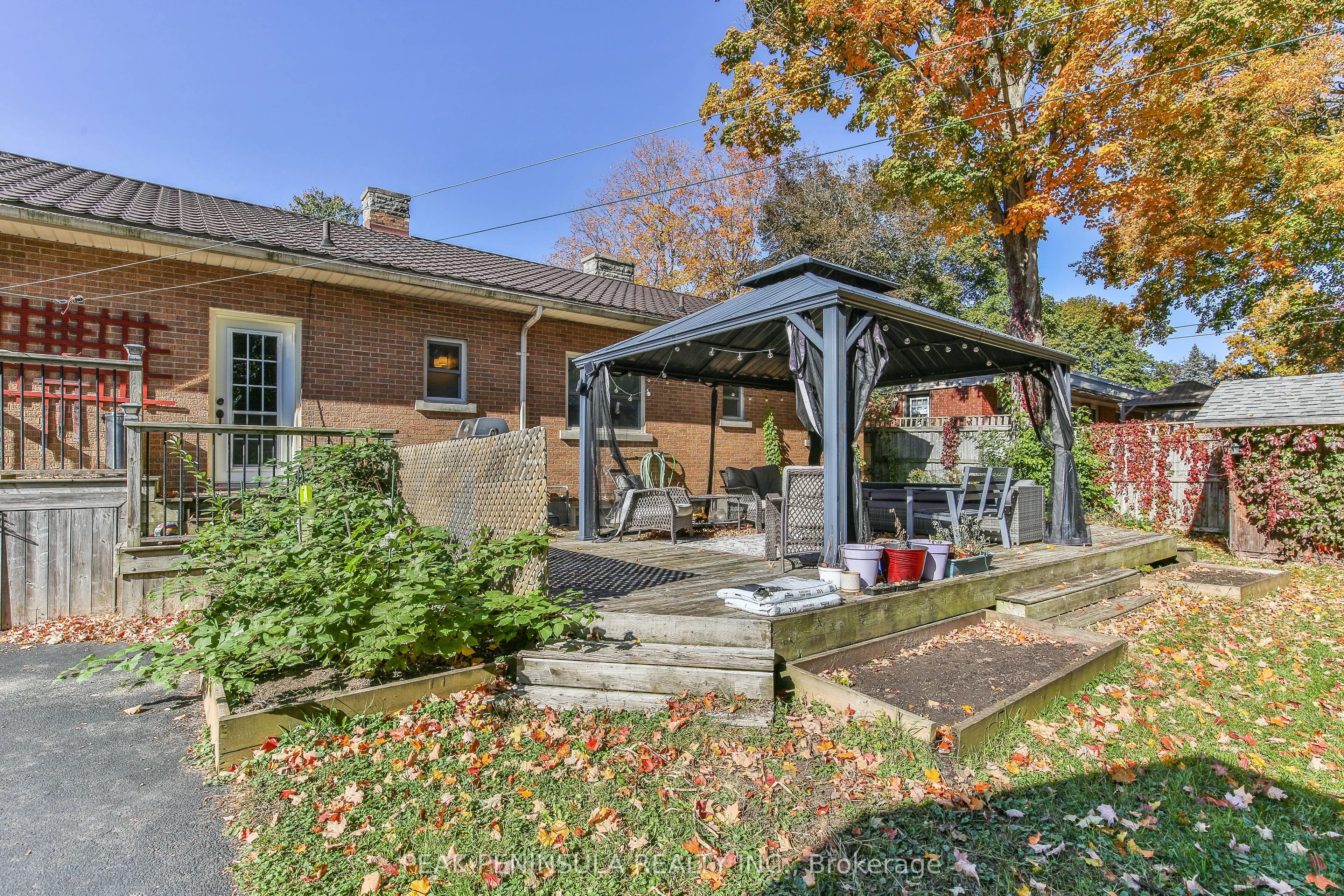 66 Lisgar Avenue