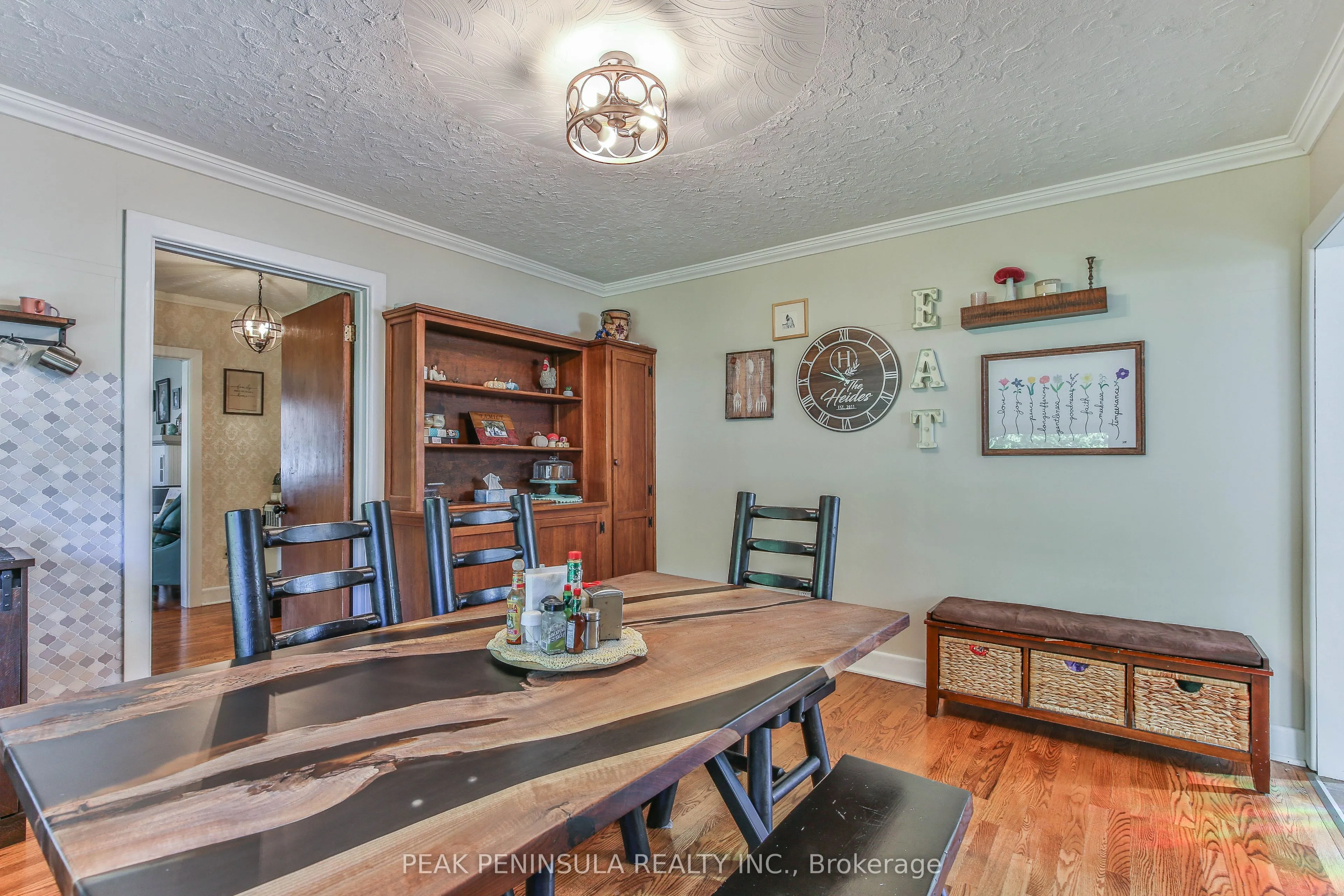 66 Lisgar Avenue