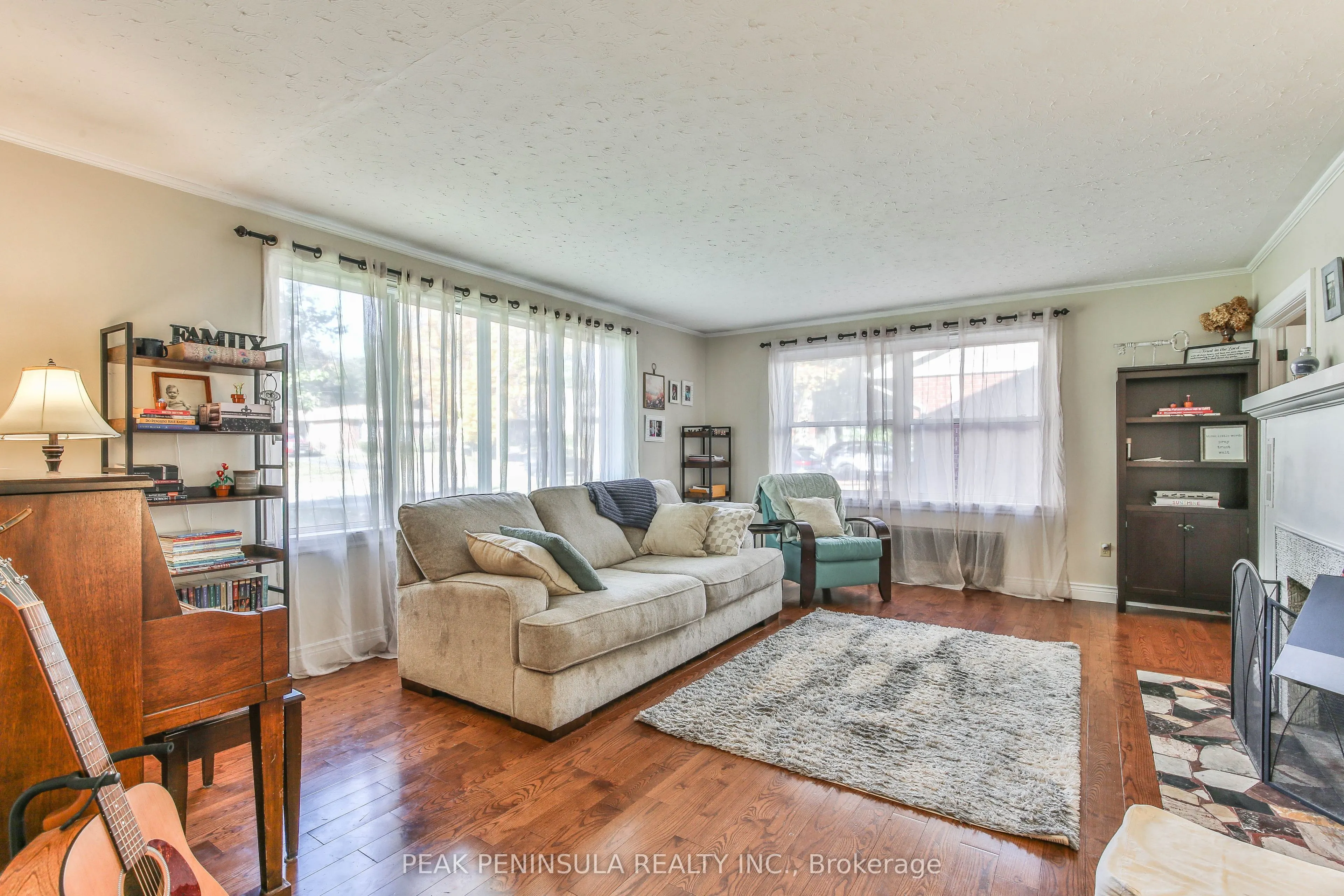 66 Lisgar Avenue