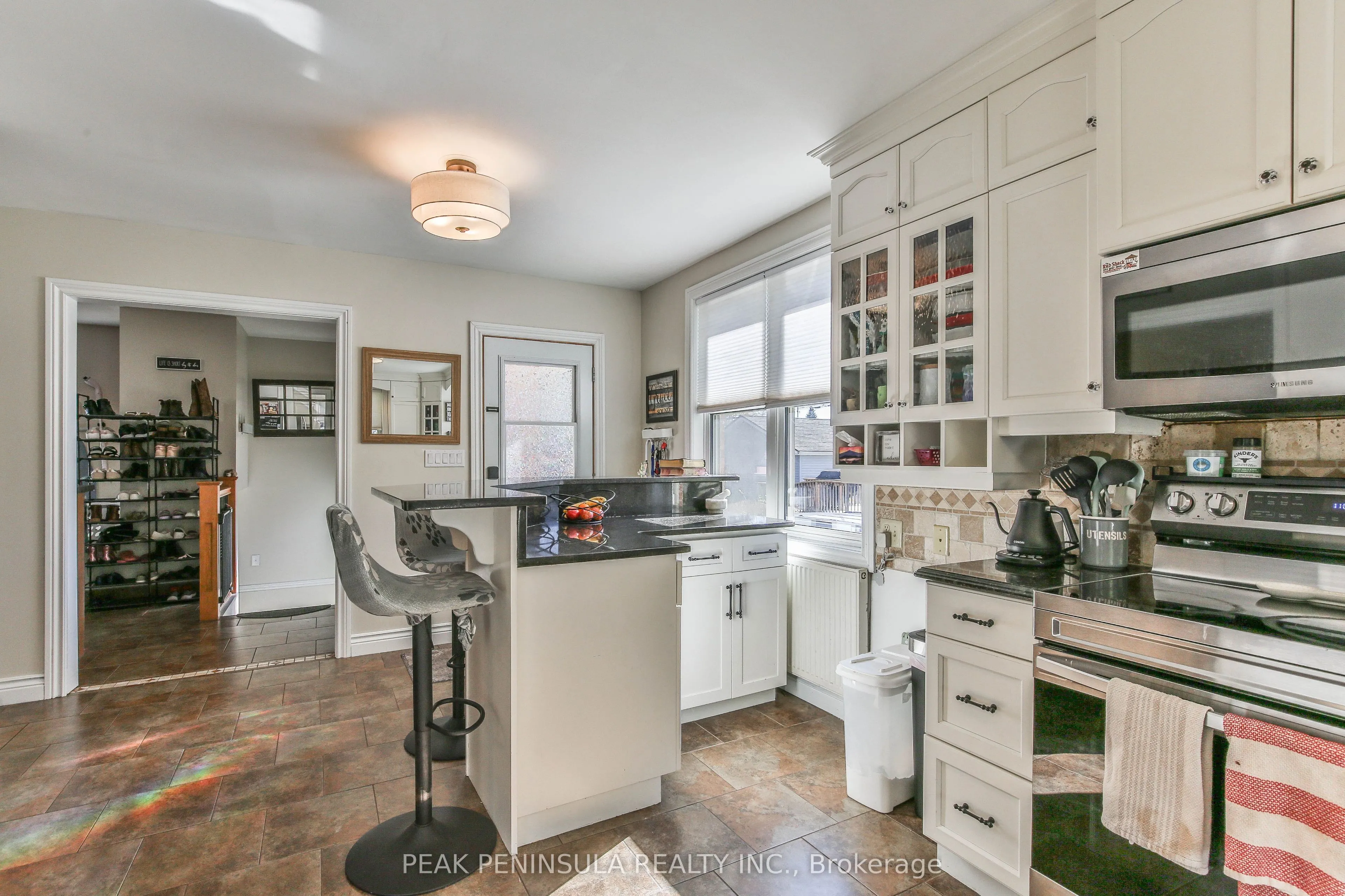 66 Lisgar Avenue