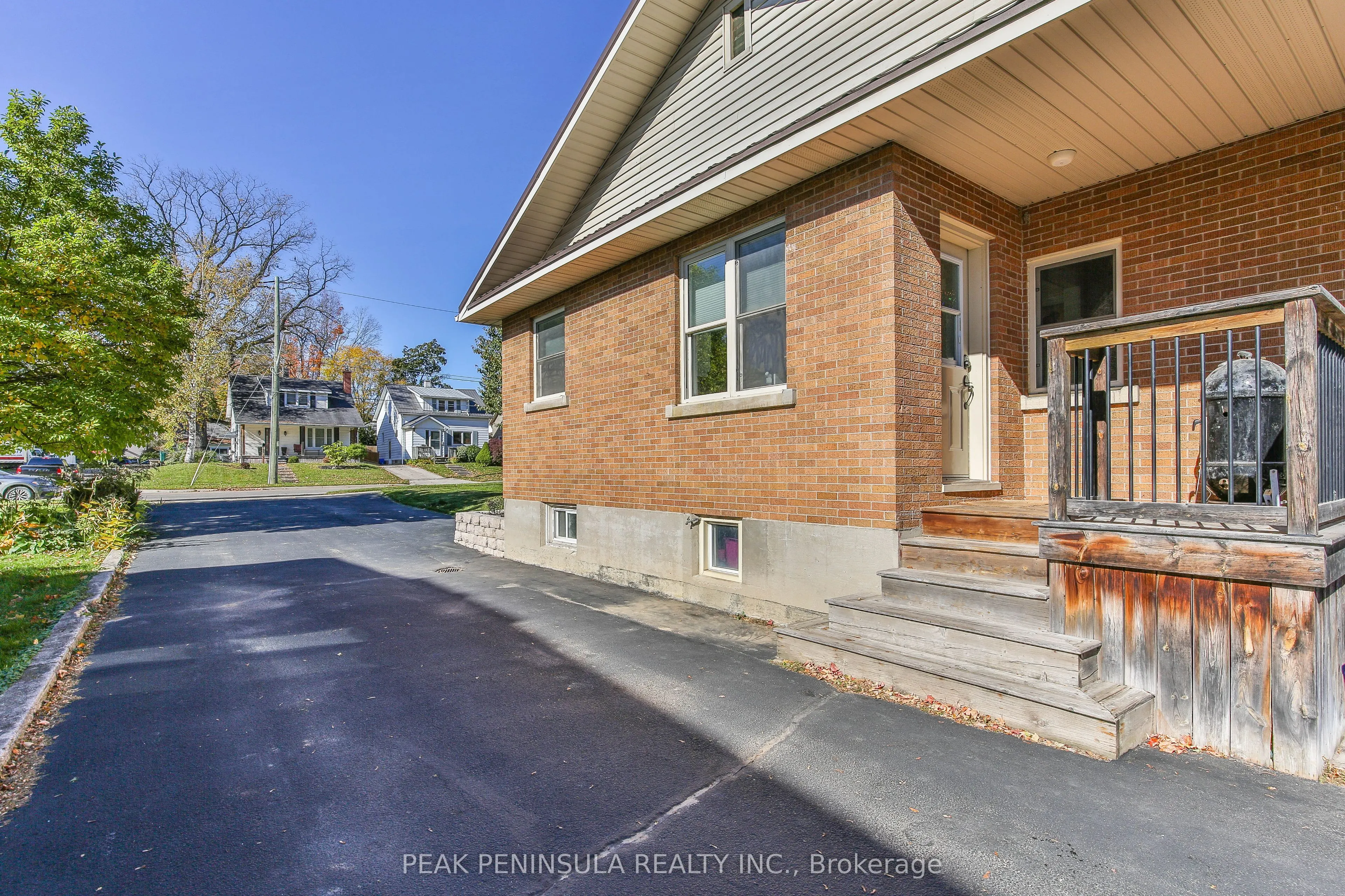 66 Lisgar Avenue
