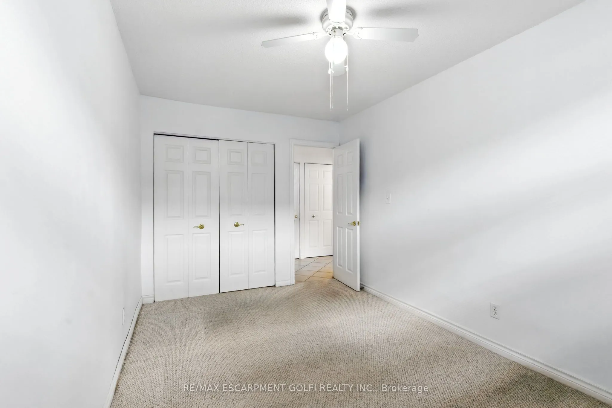 264 Oakdale Avenue #102