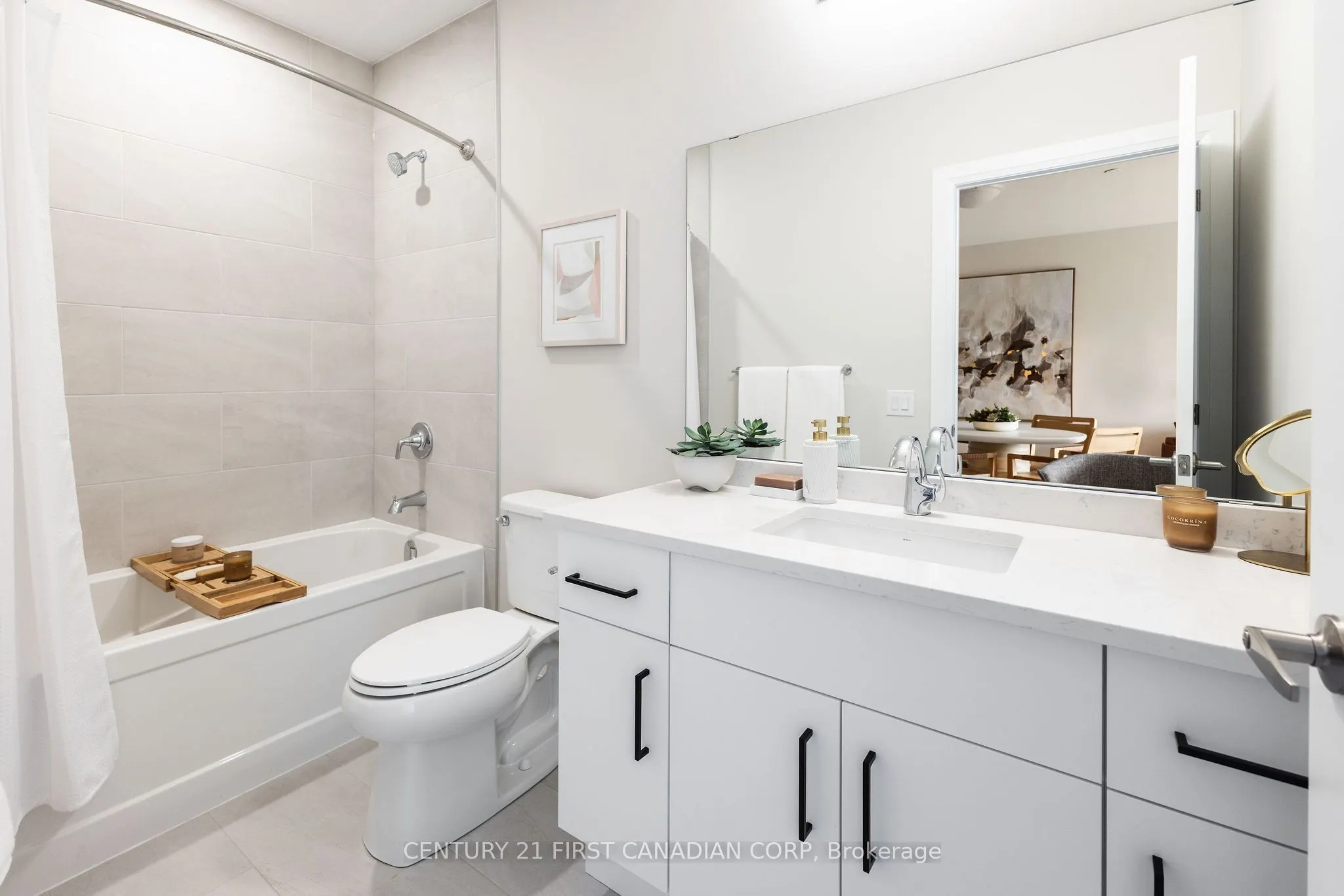 4286 King Street #1107