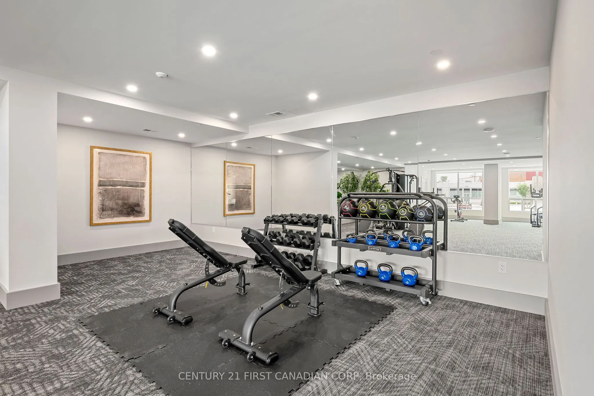 4286 King Street #1107