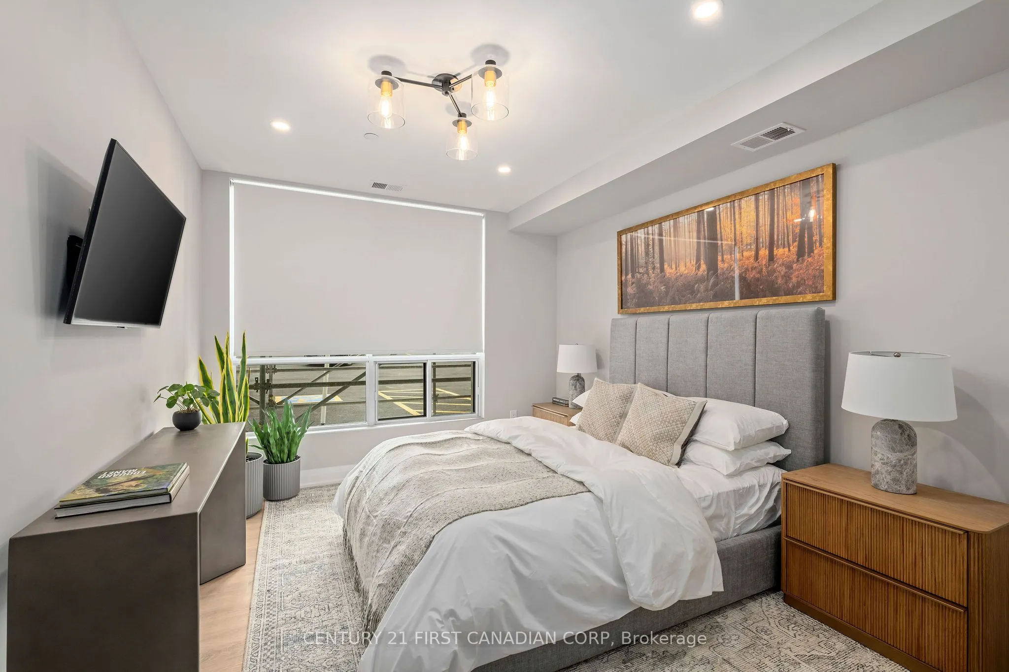 4286 King Street #1107