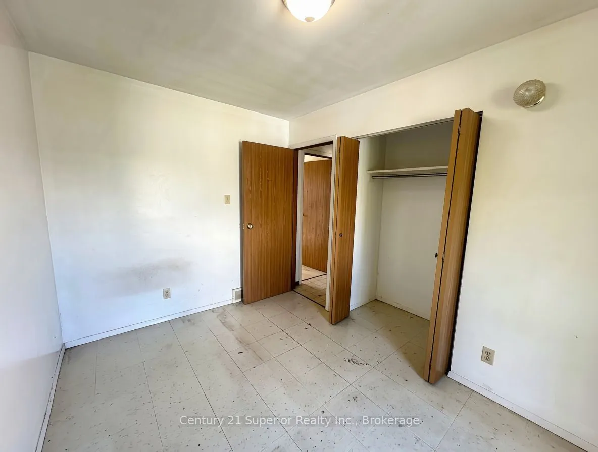 606 Peary Street