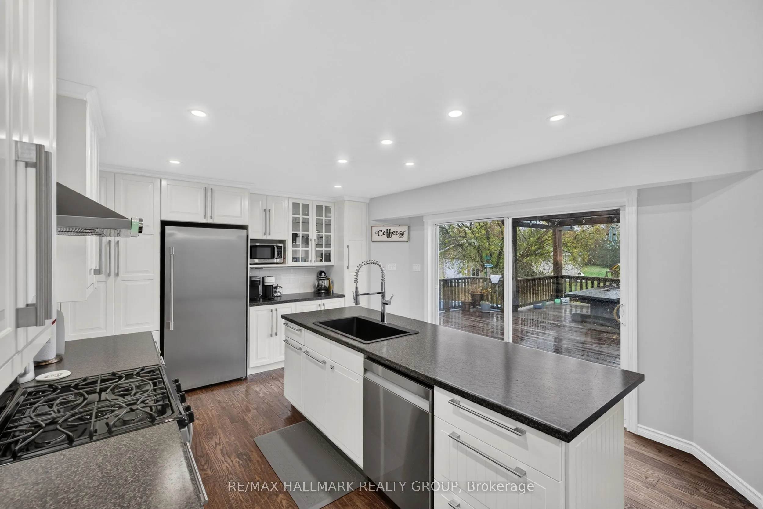 4100 Old Almonte Road