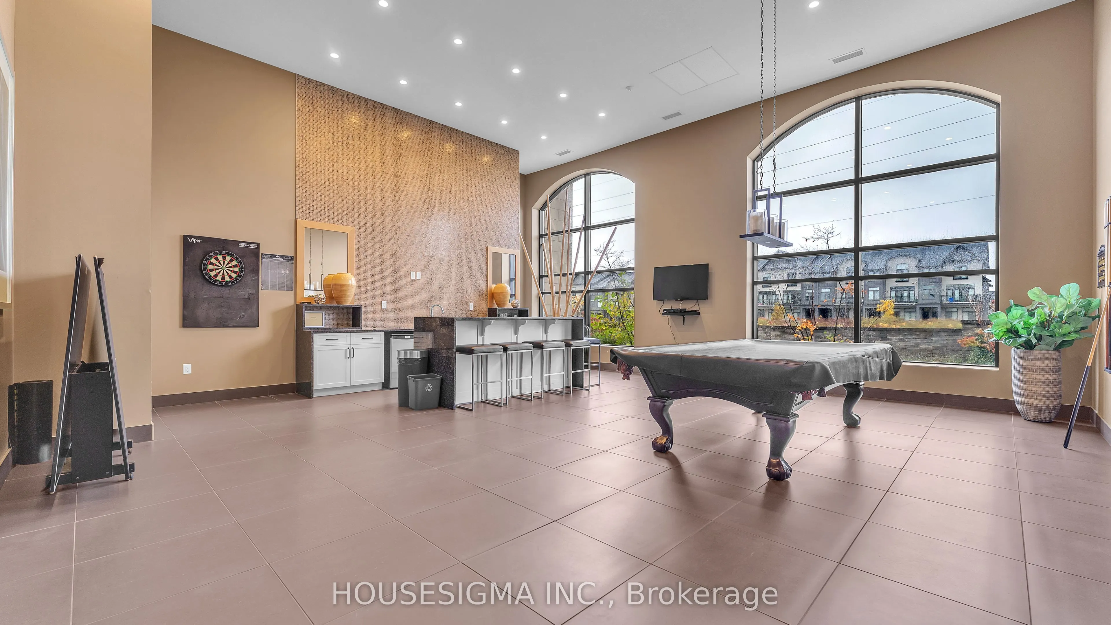 260 Villagewalk Boulevard #505