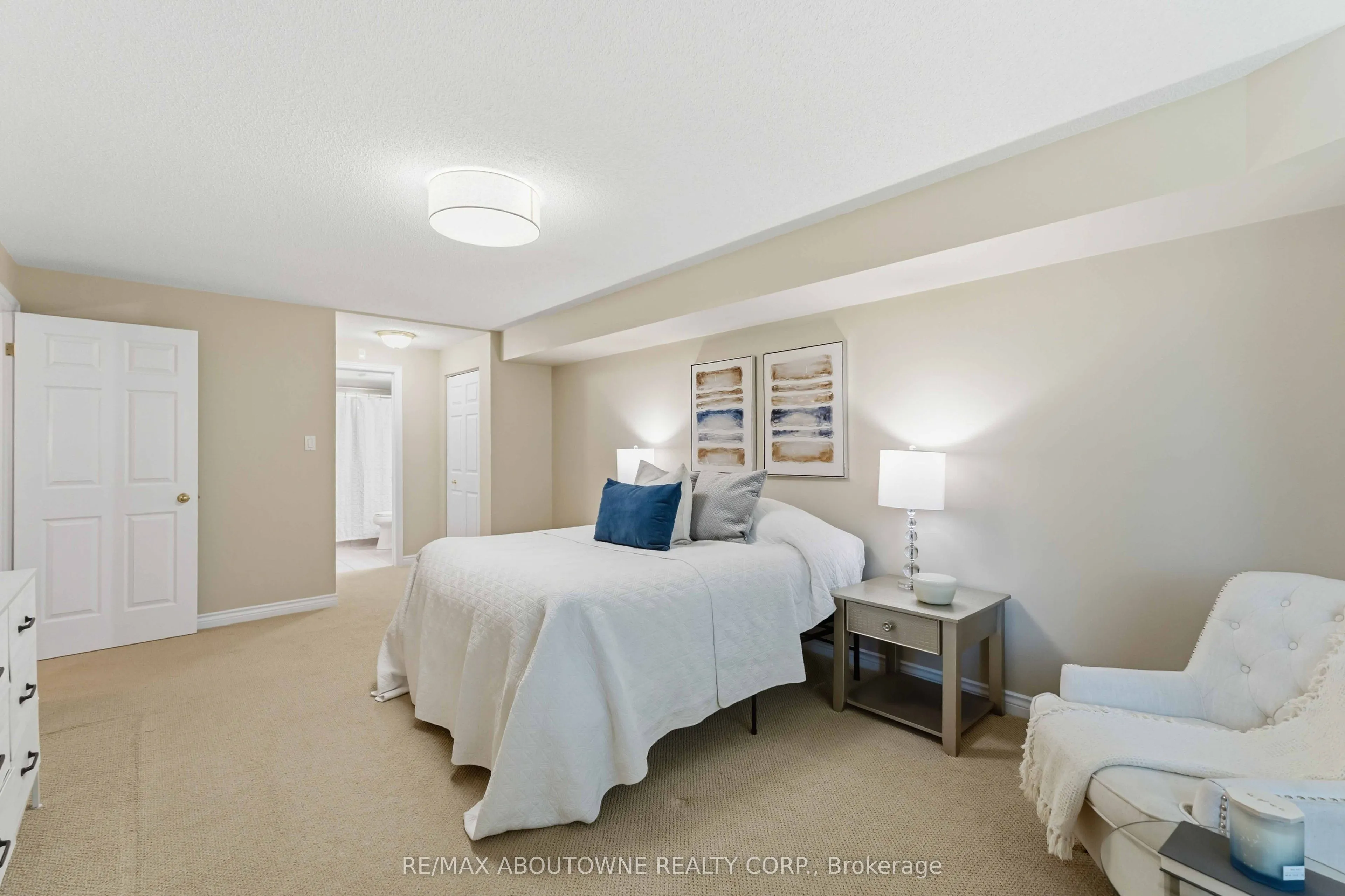 970 Golf Links Road #205