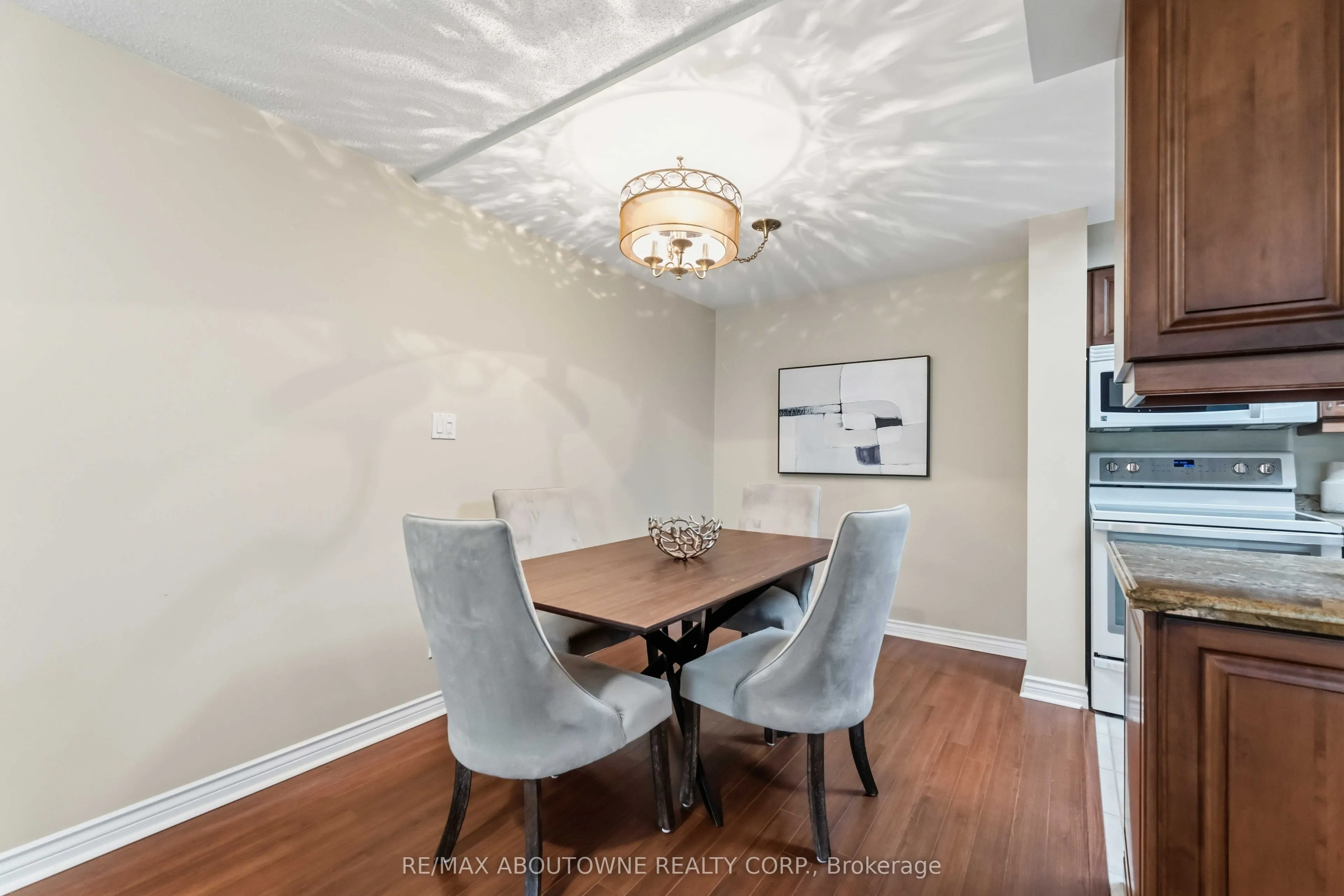 970 Golf Links Road #205