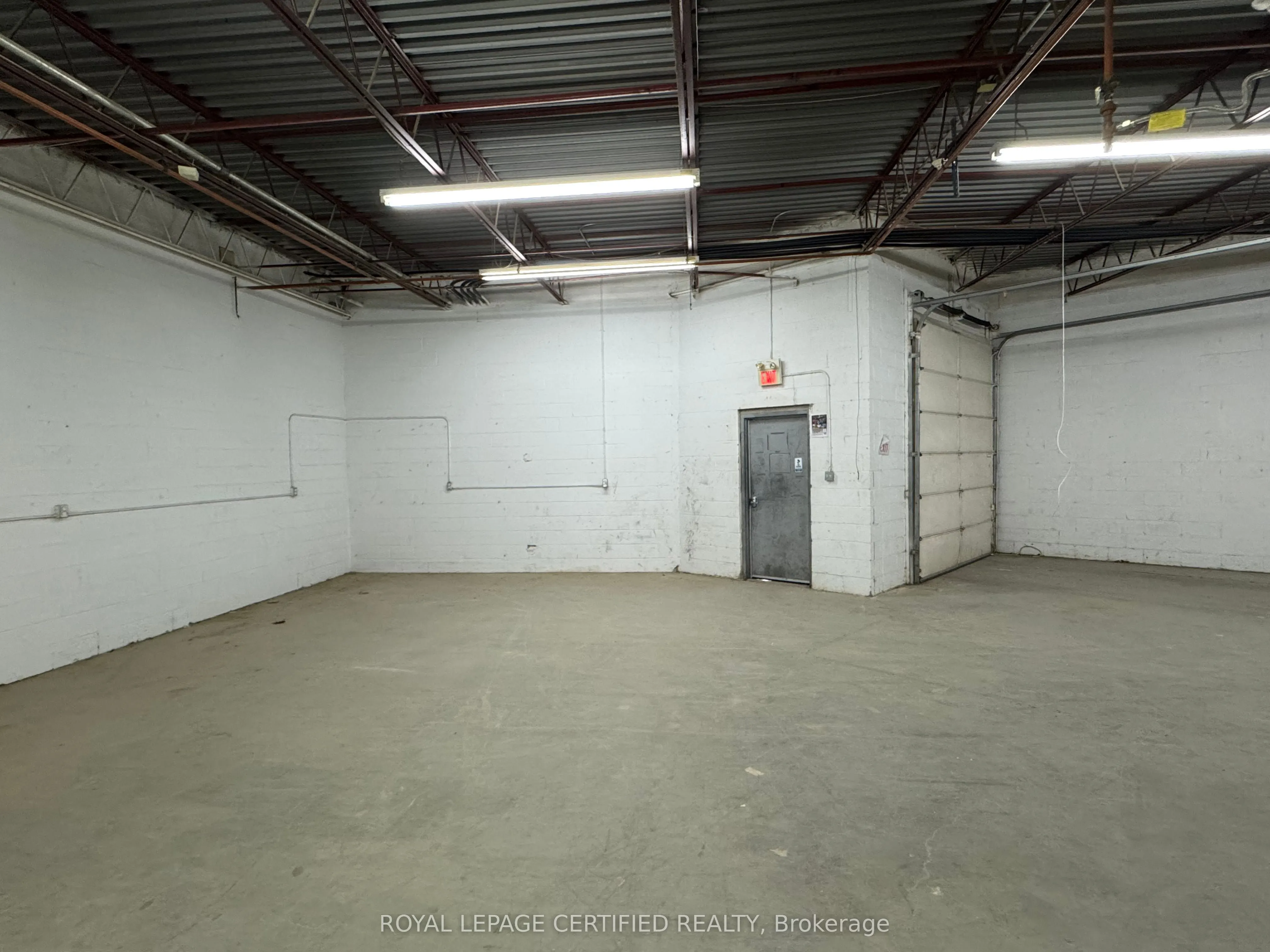 610 Newbold Street #6