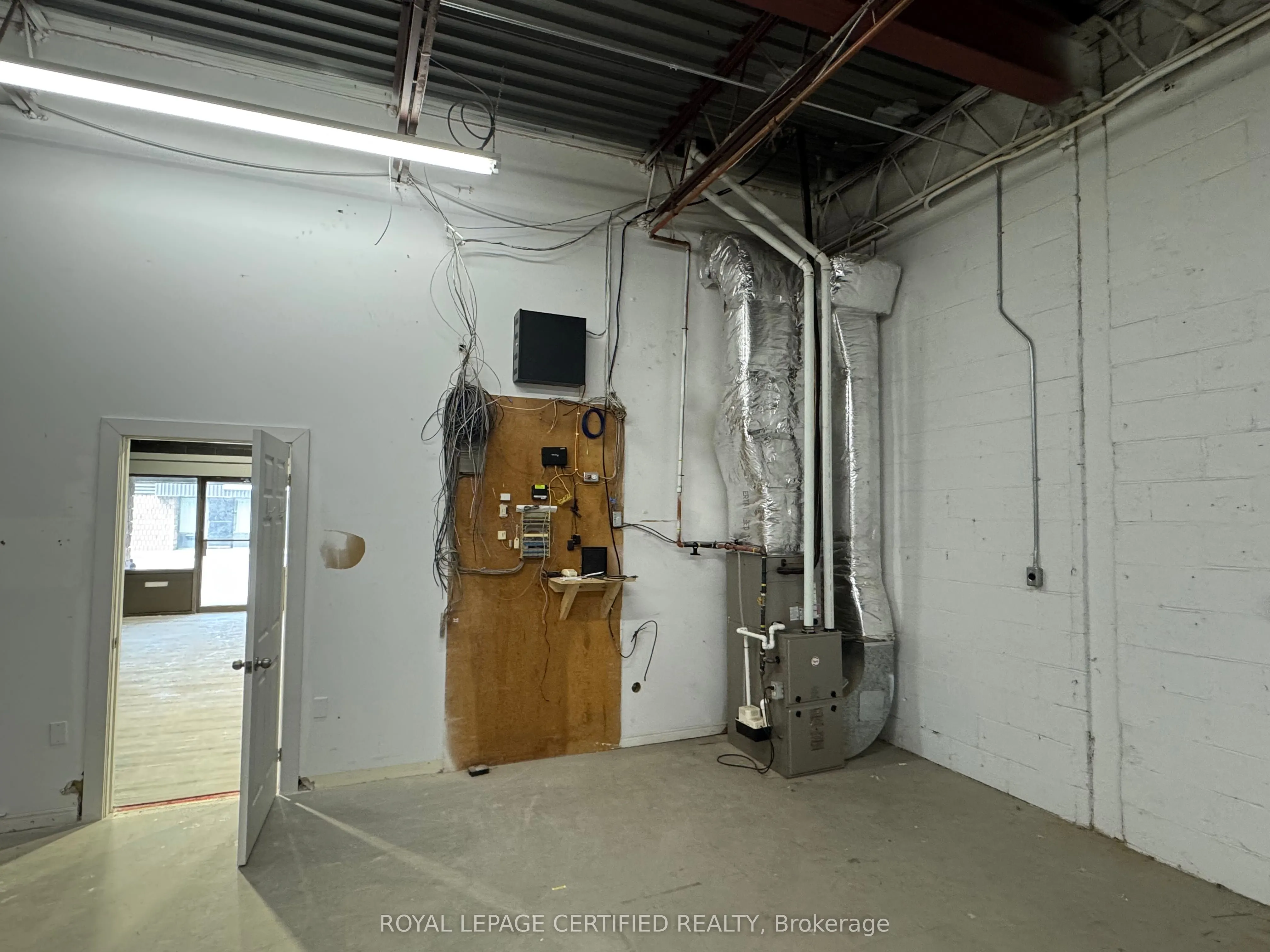 610 Newbold Street #6