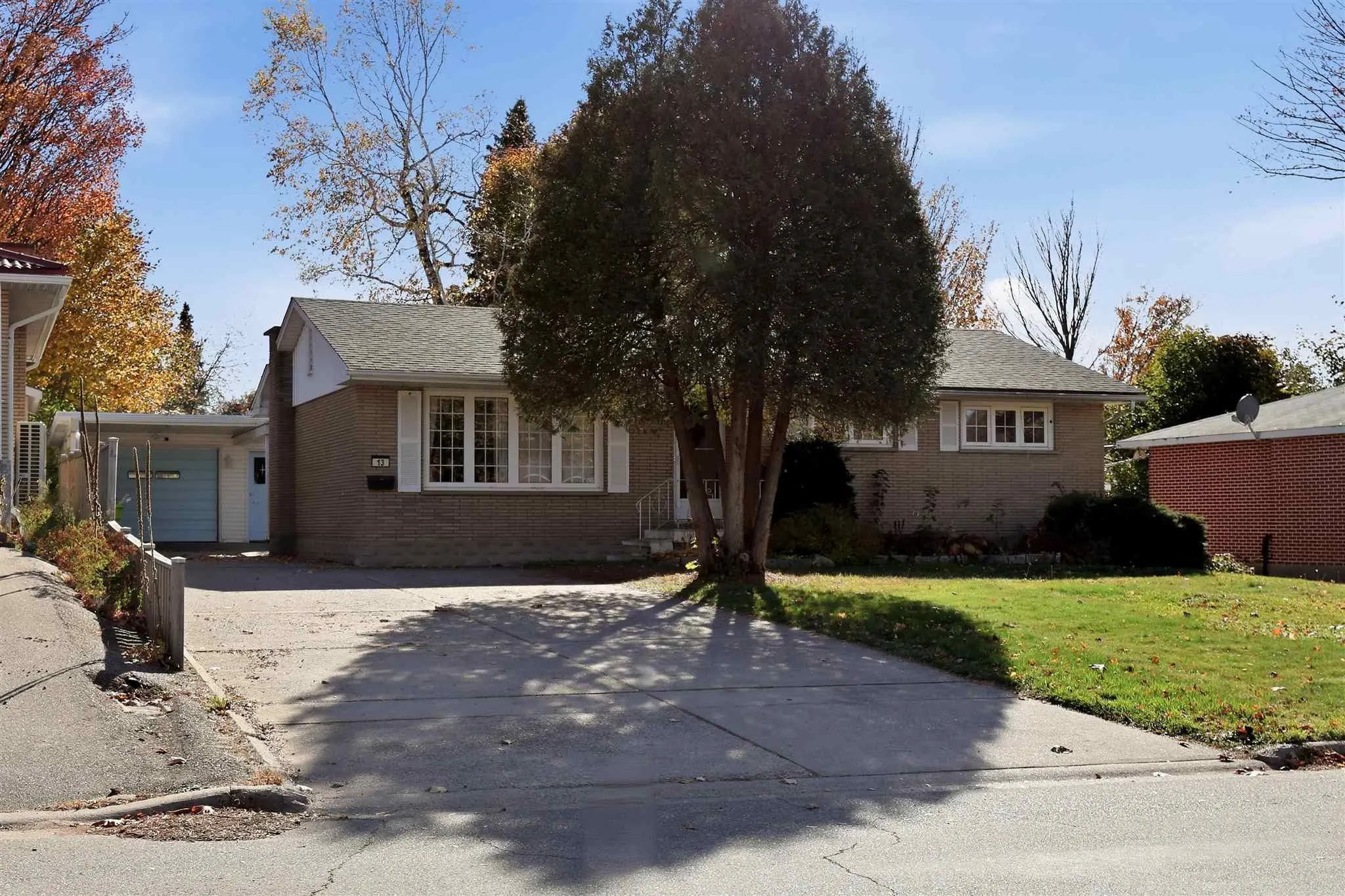 13 Irwin Avenue