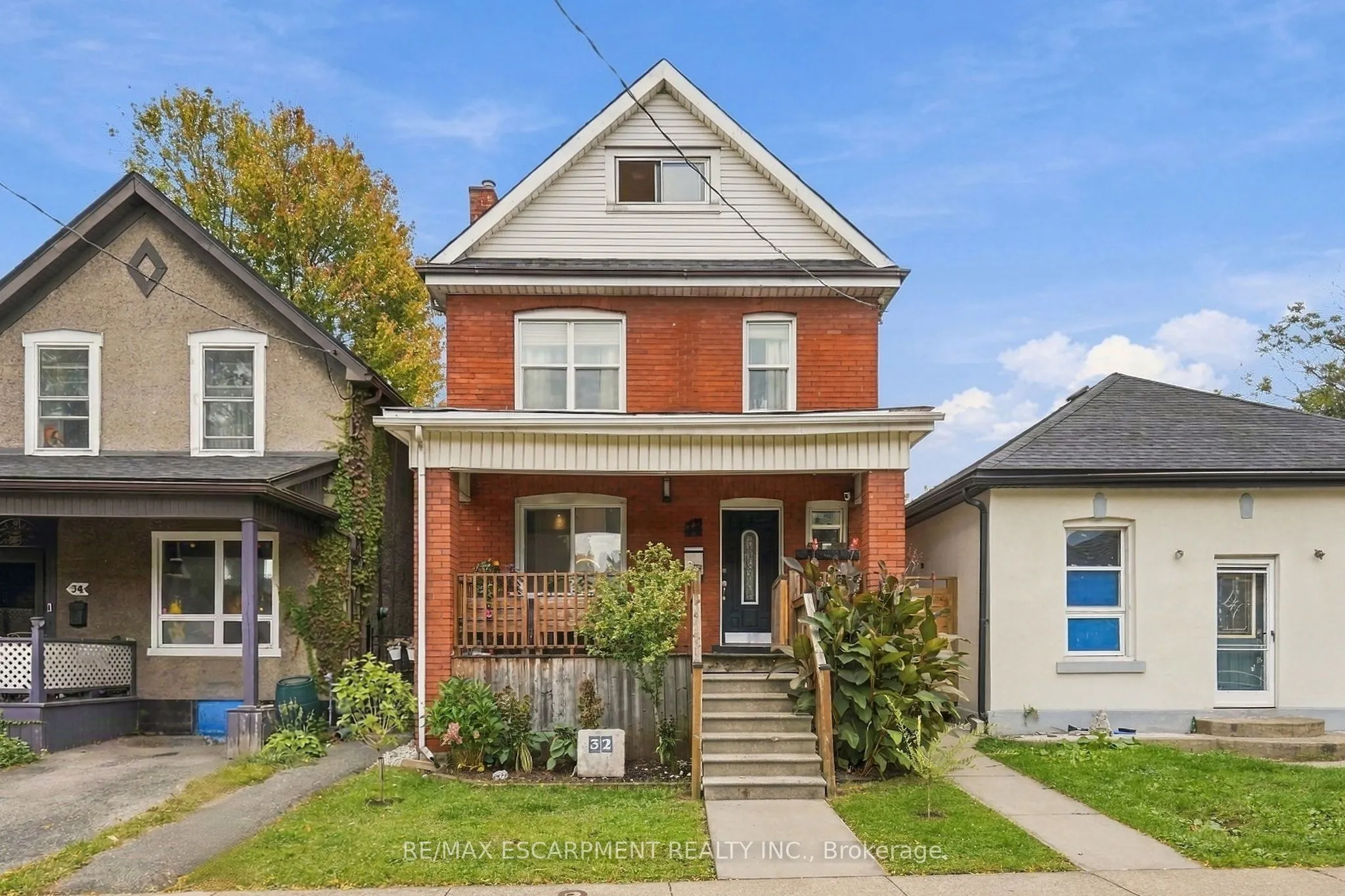 32 Oak Avenue