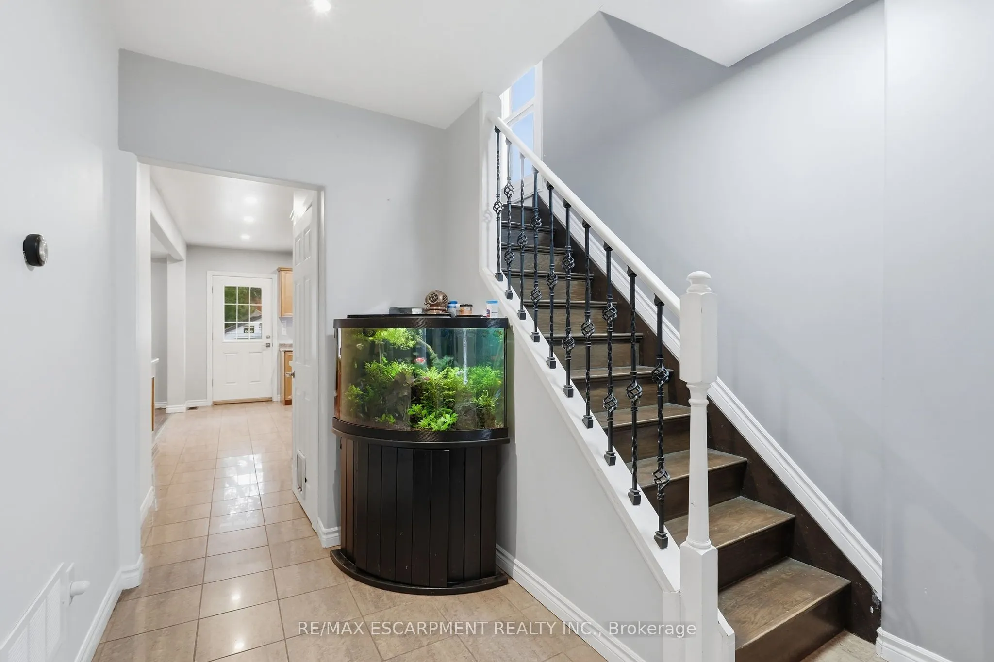 32 Oak Avenue