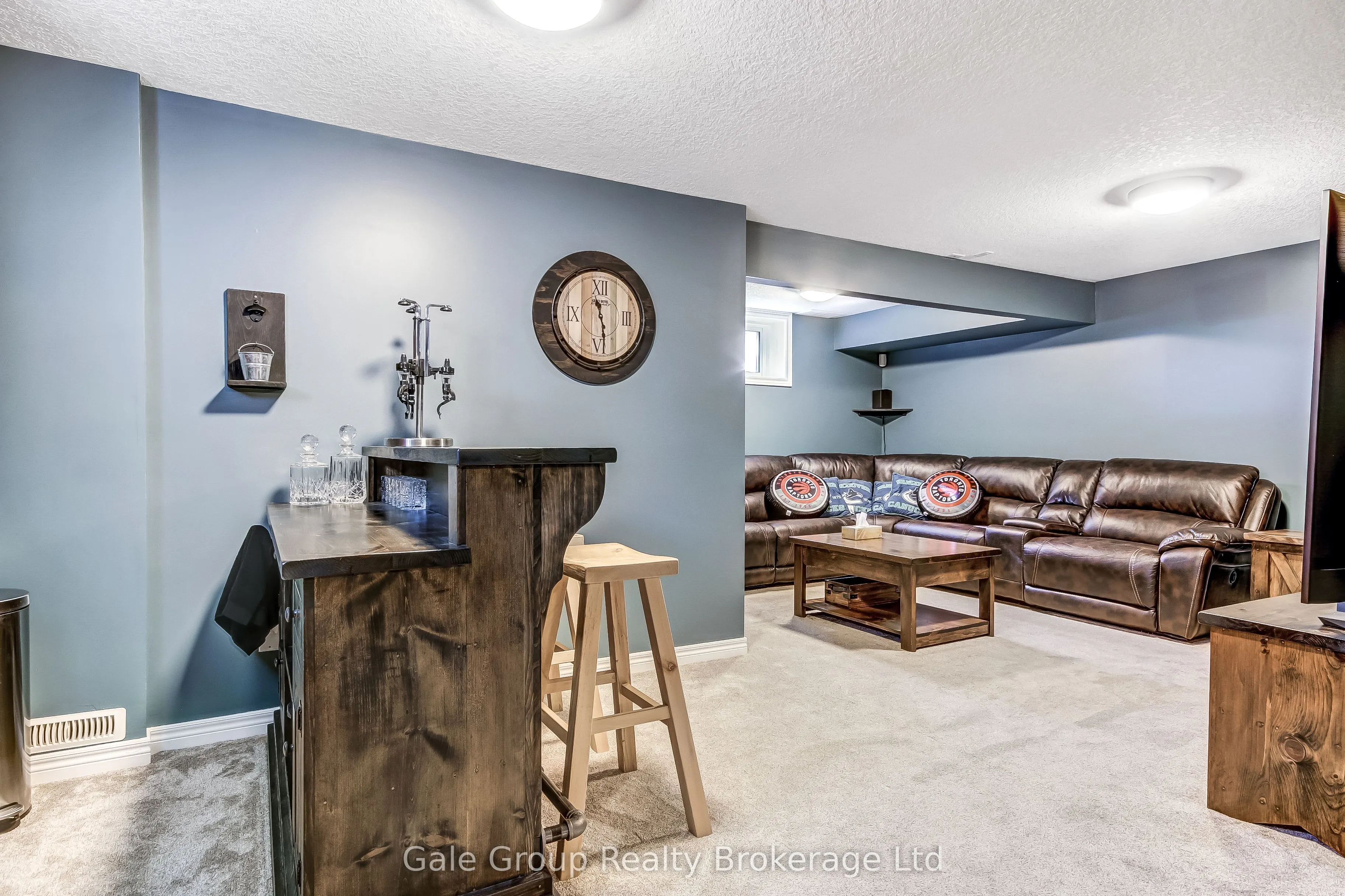 769 Southwood Way