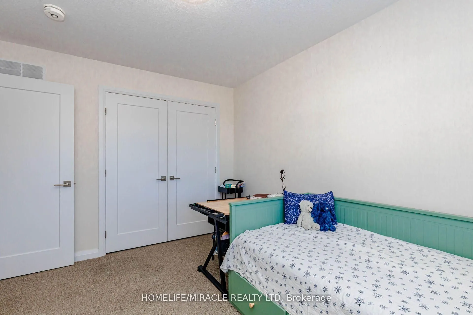 35 Midhurst Heights #19