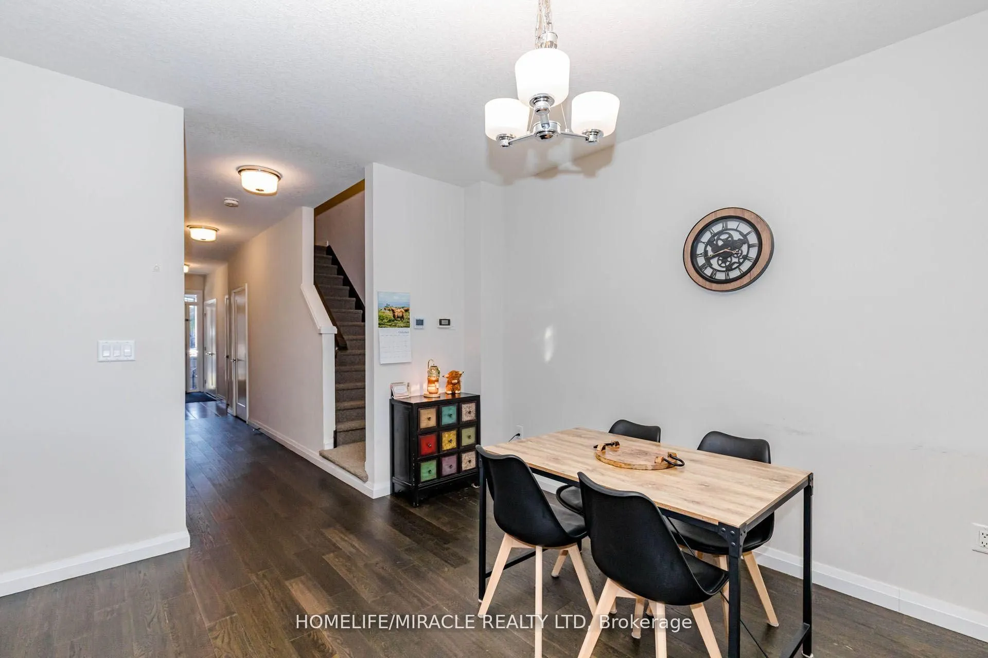 35 Midhurst Heights #19