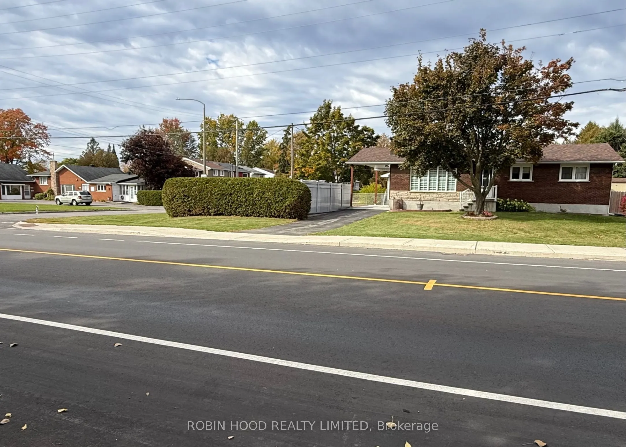 2469 Innes Road