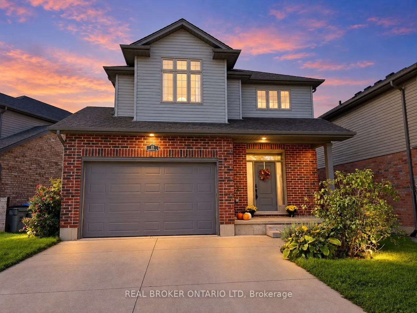 22 Queensway Drive