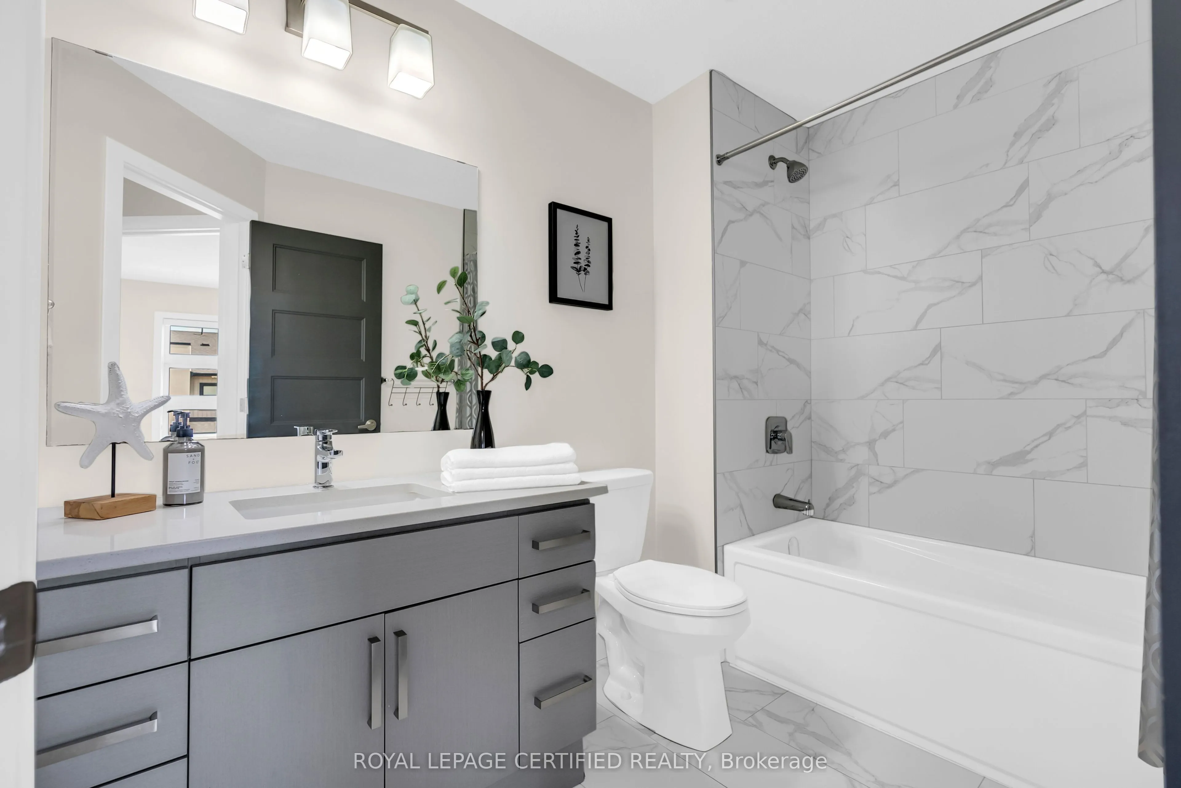 3380 Singleton Avenue #36