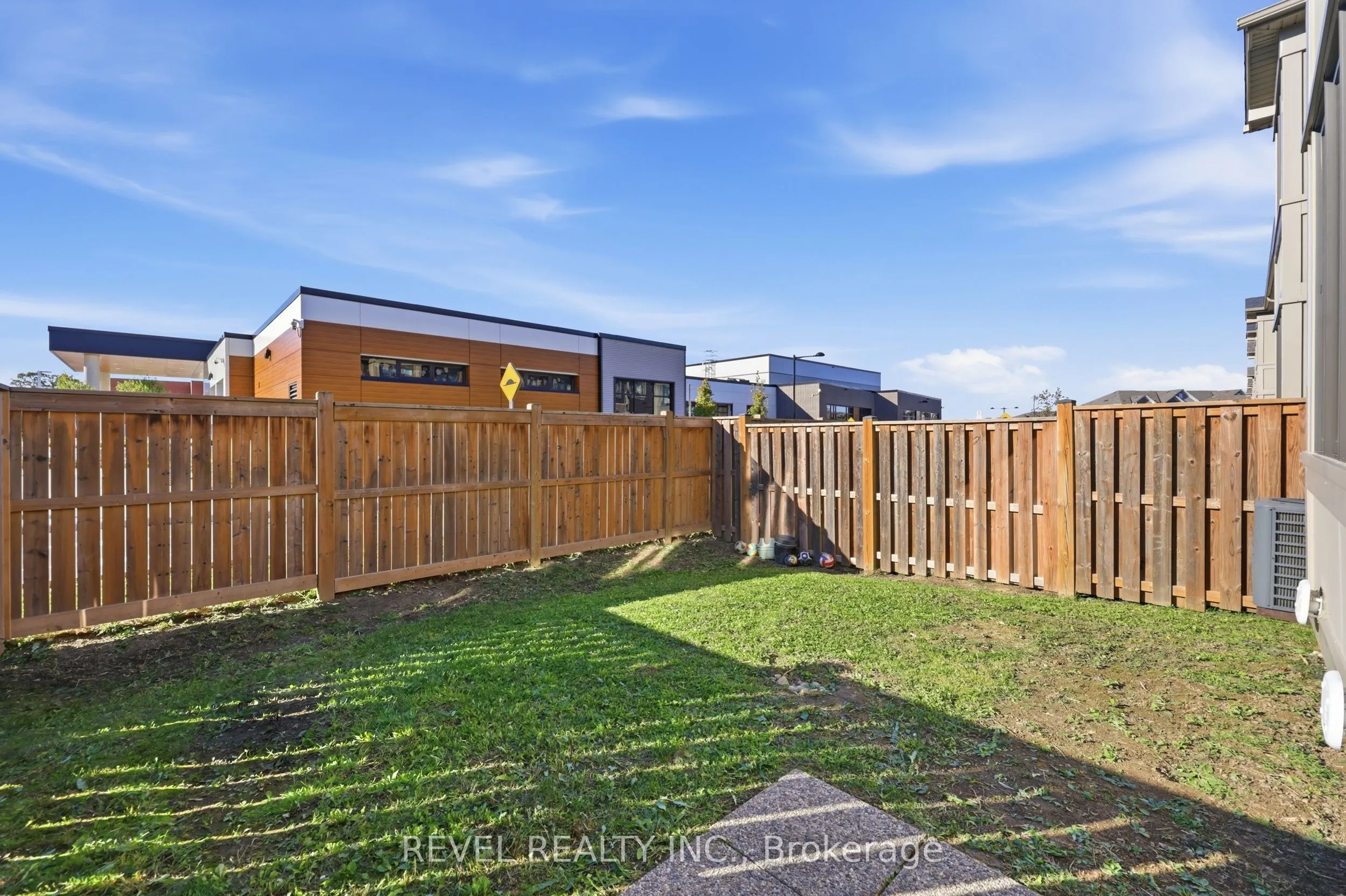 19 HIBISCUS Lane