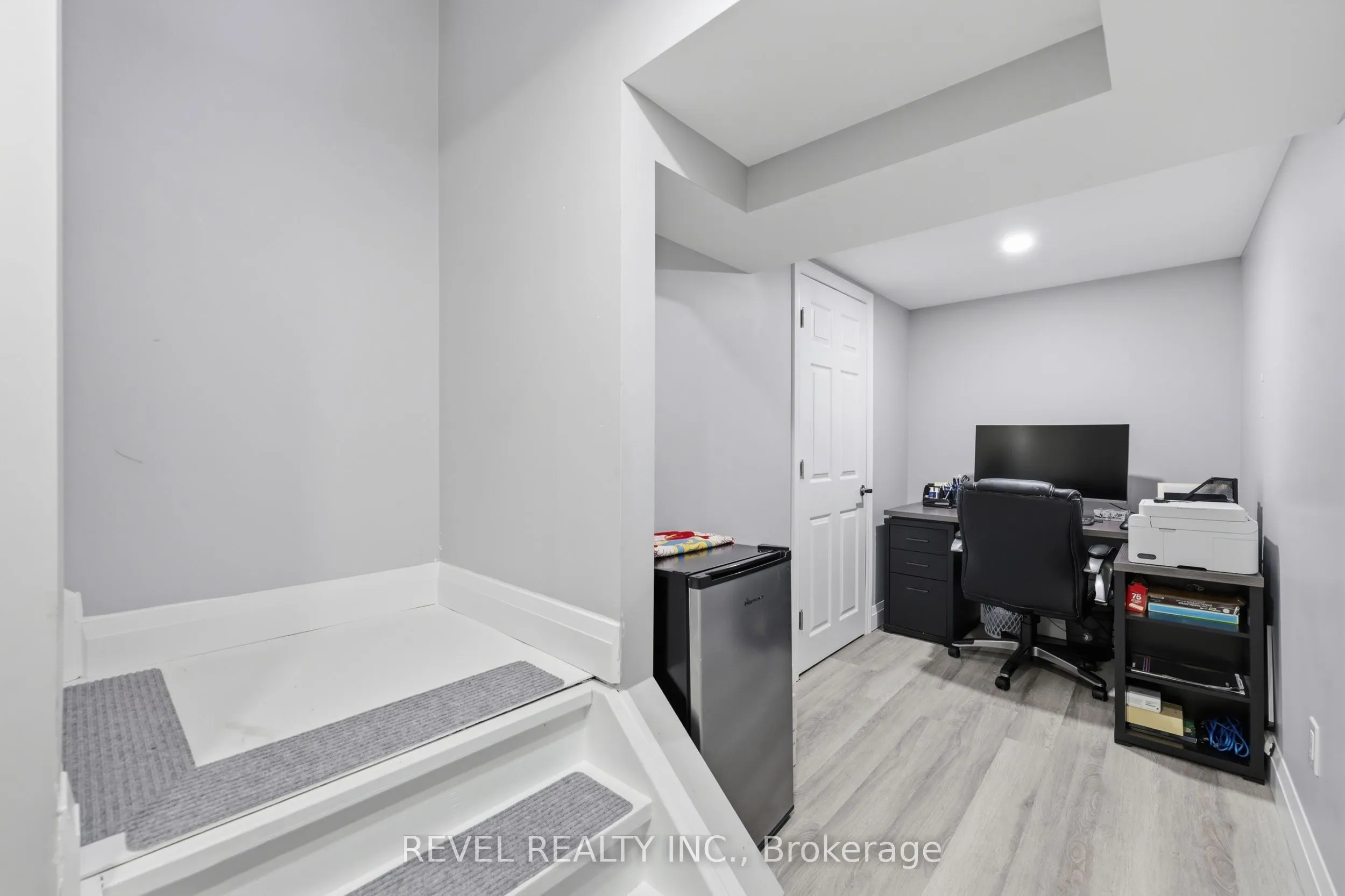 19 HIBISCUS Lane