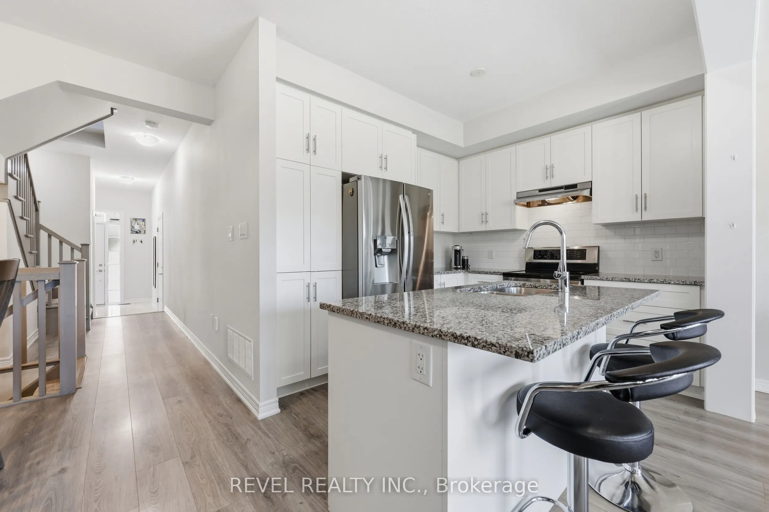 19 HIBISCUS Lane