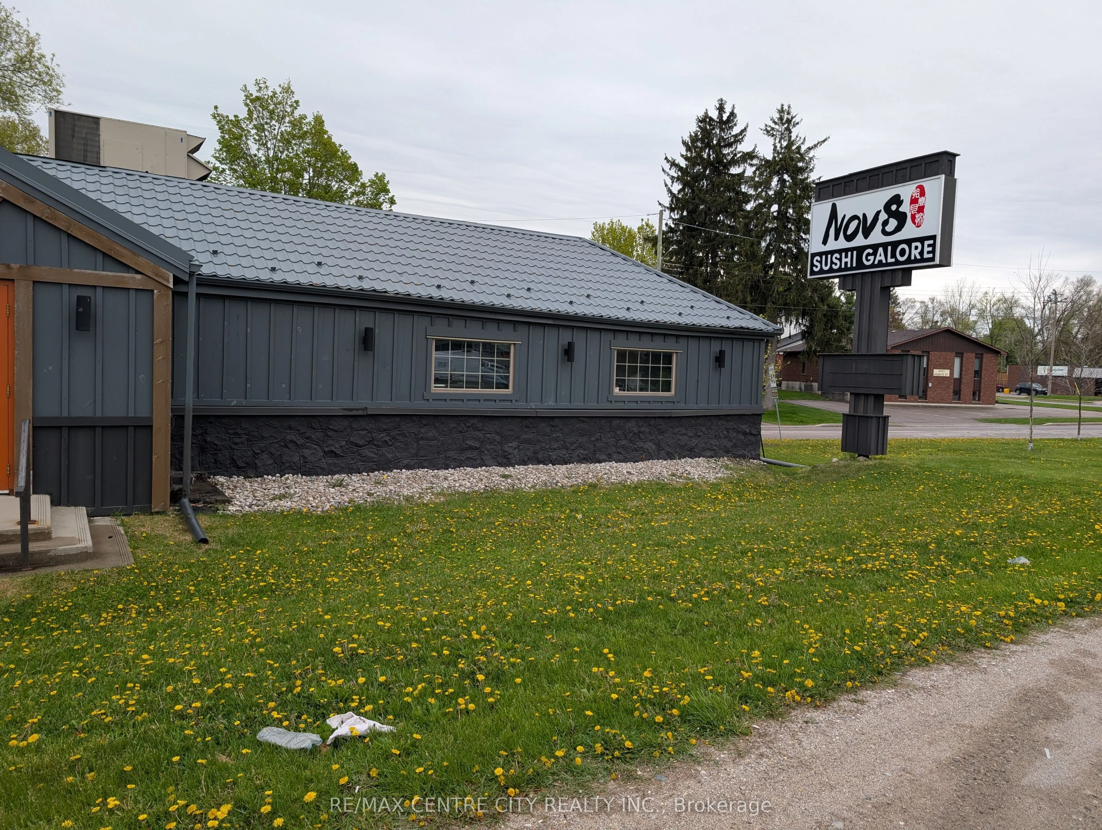2300 Wharncliffe Road S