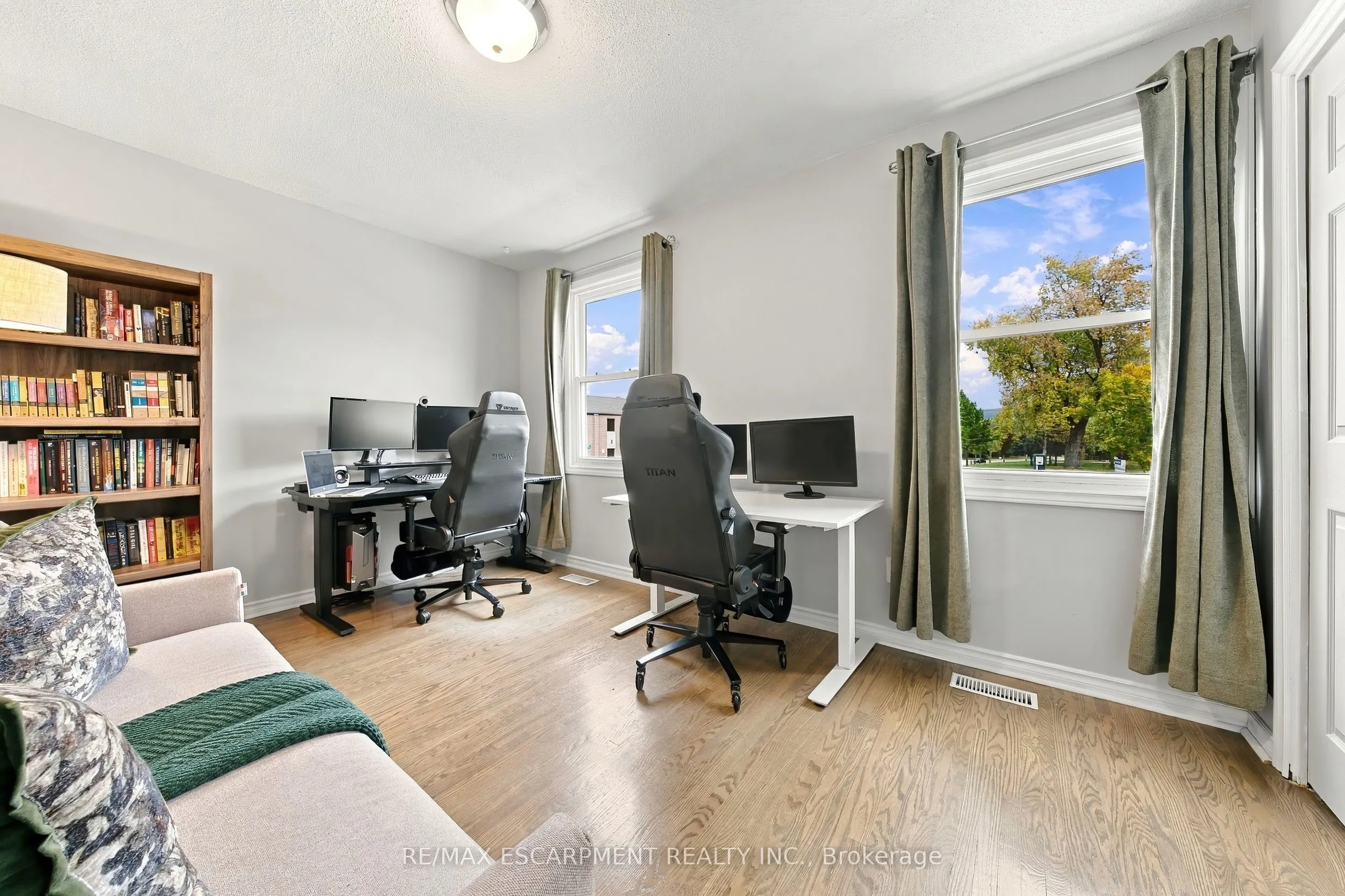 429 Limeridge Road W
