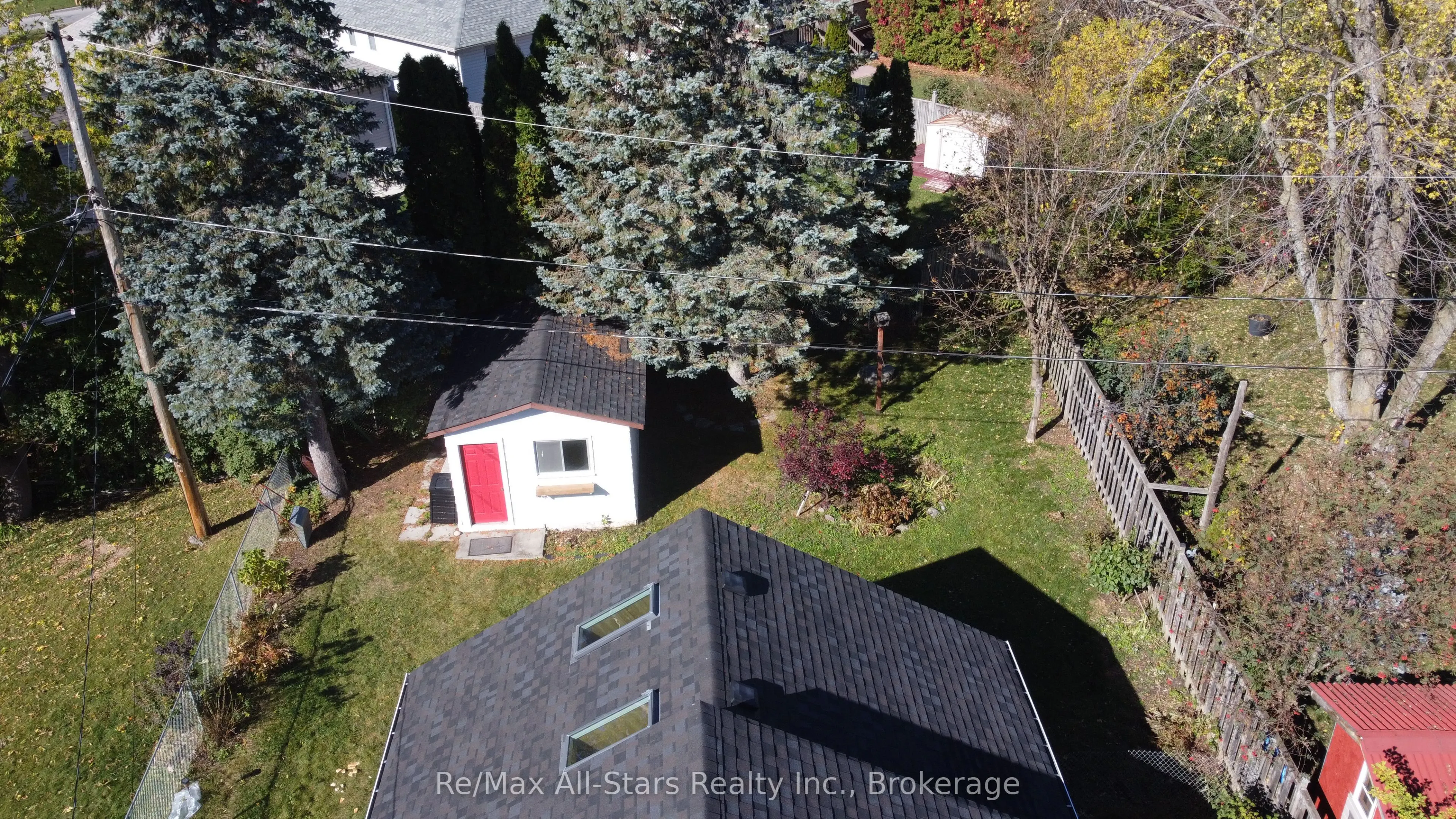 32 Churchill Crescent