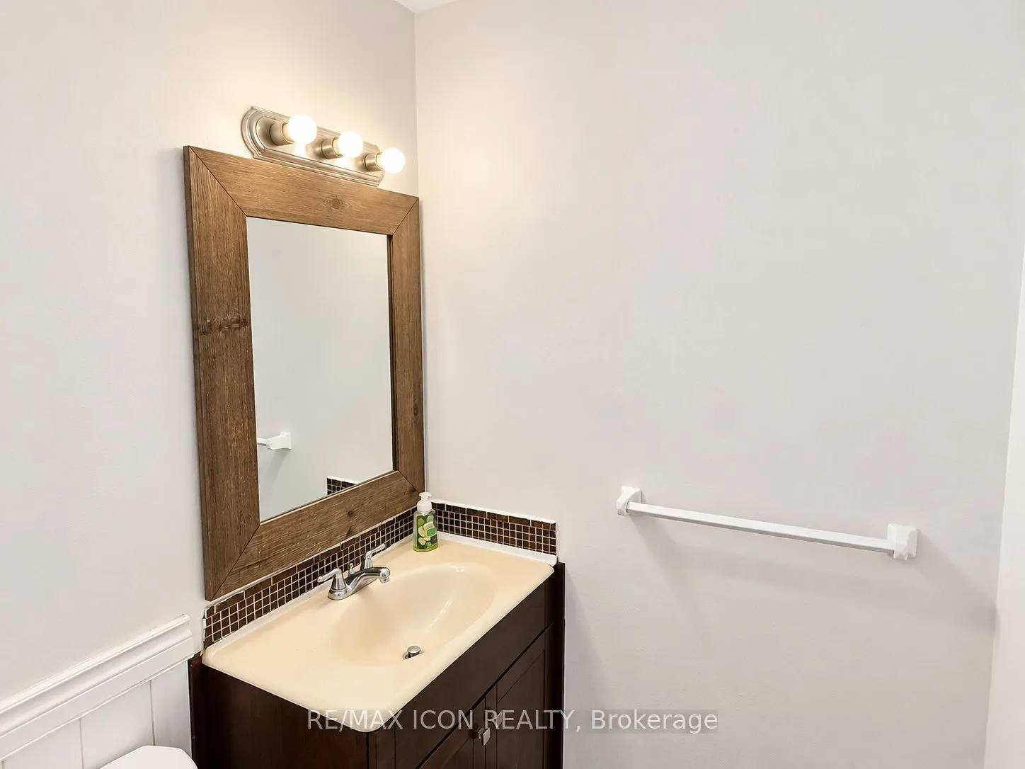 73 Baldoon Road #20