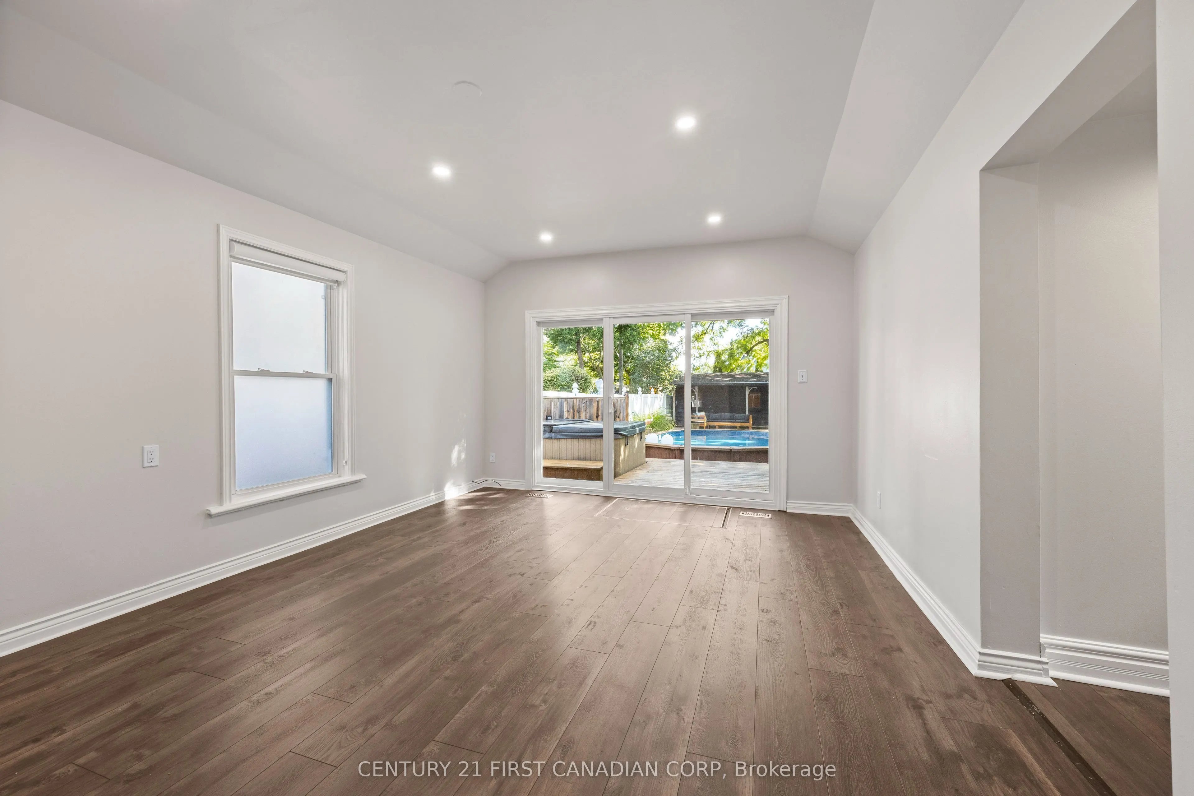 26 Thornton Avenue