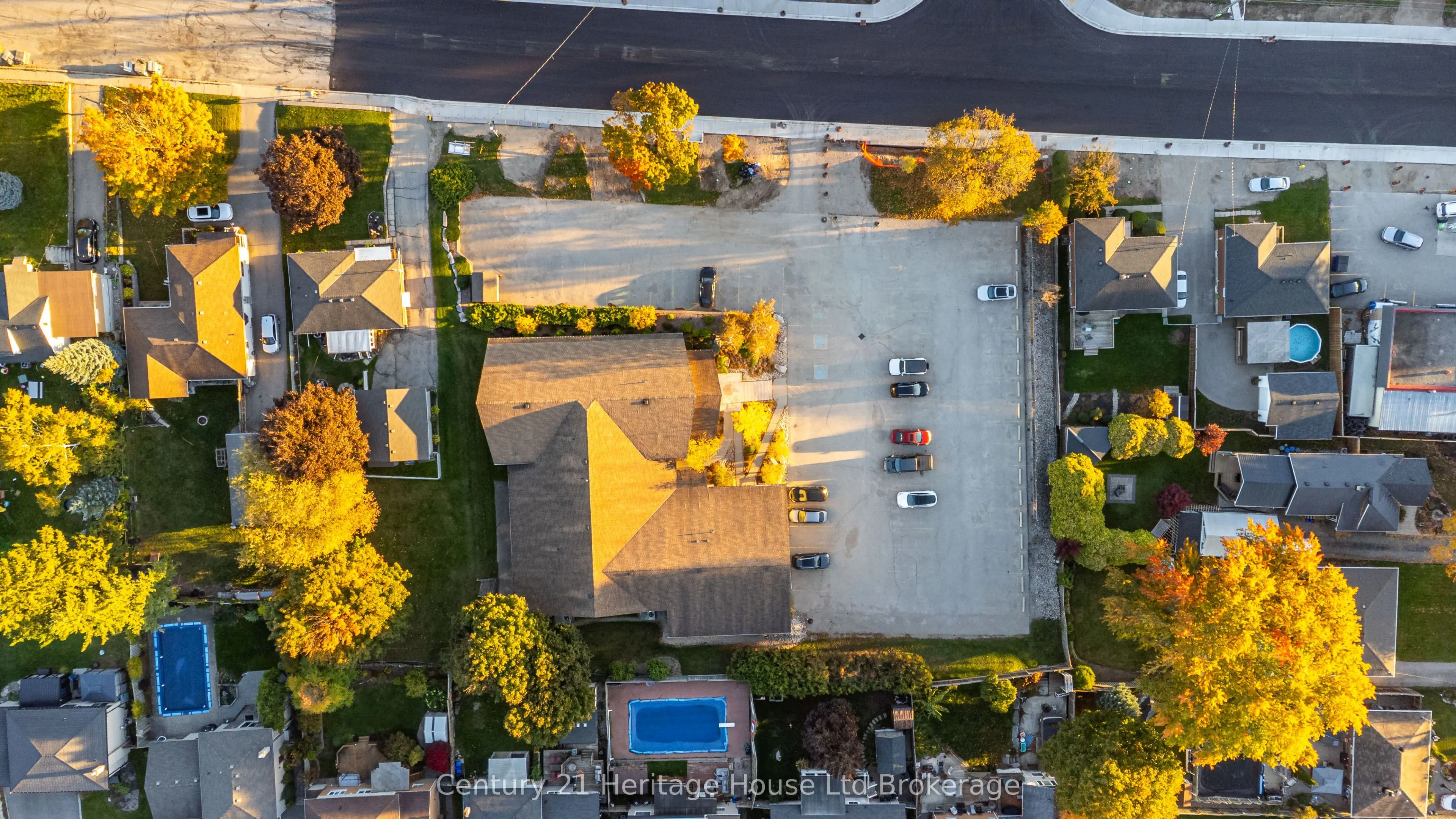 729 Devonshire Avenue