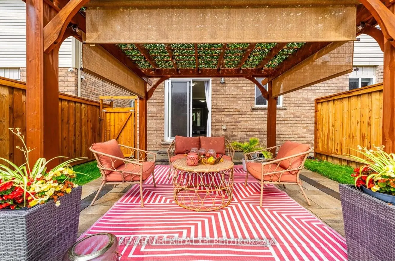 111 JOHN BRABSON Crescent