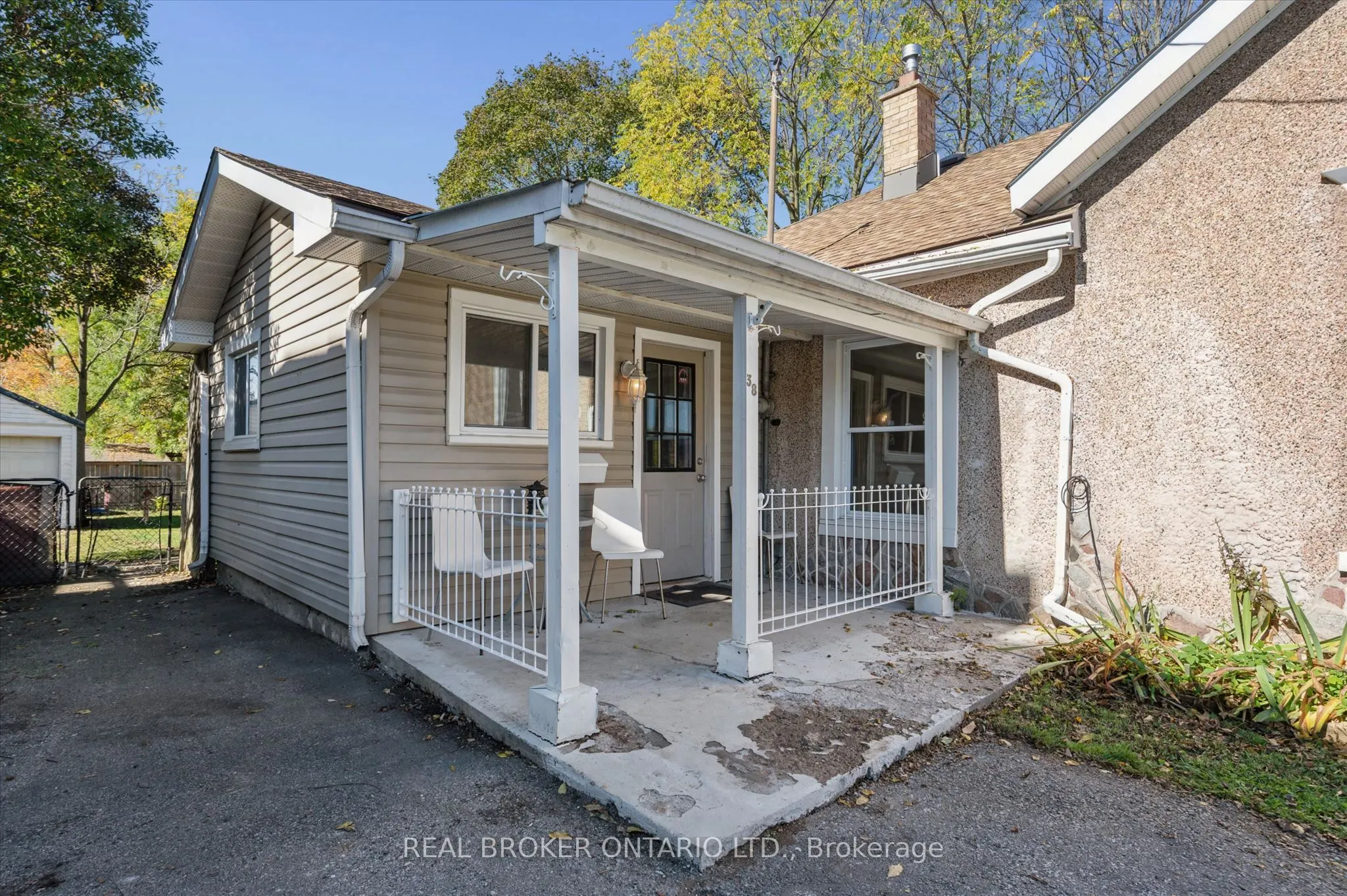38 Glenmorris Street