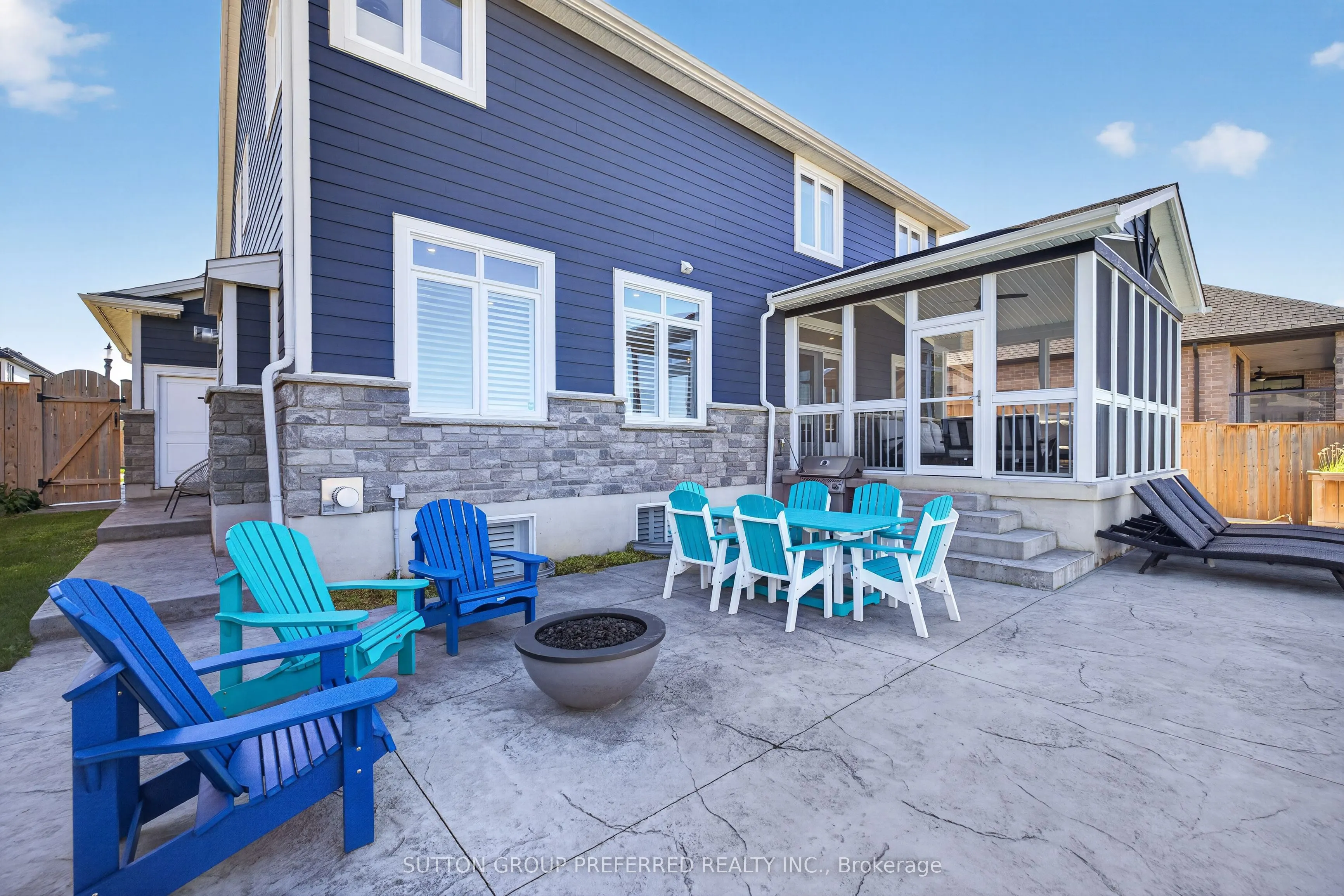 66 Mill Pond Crescent