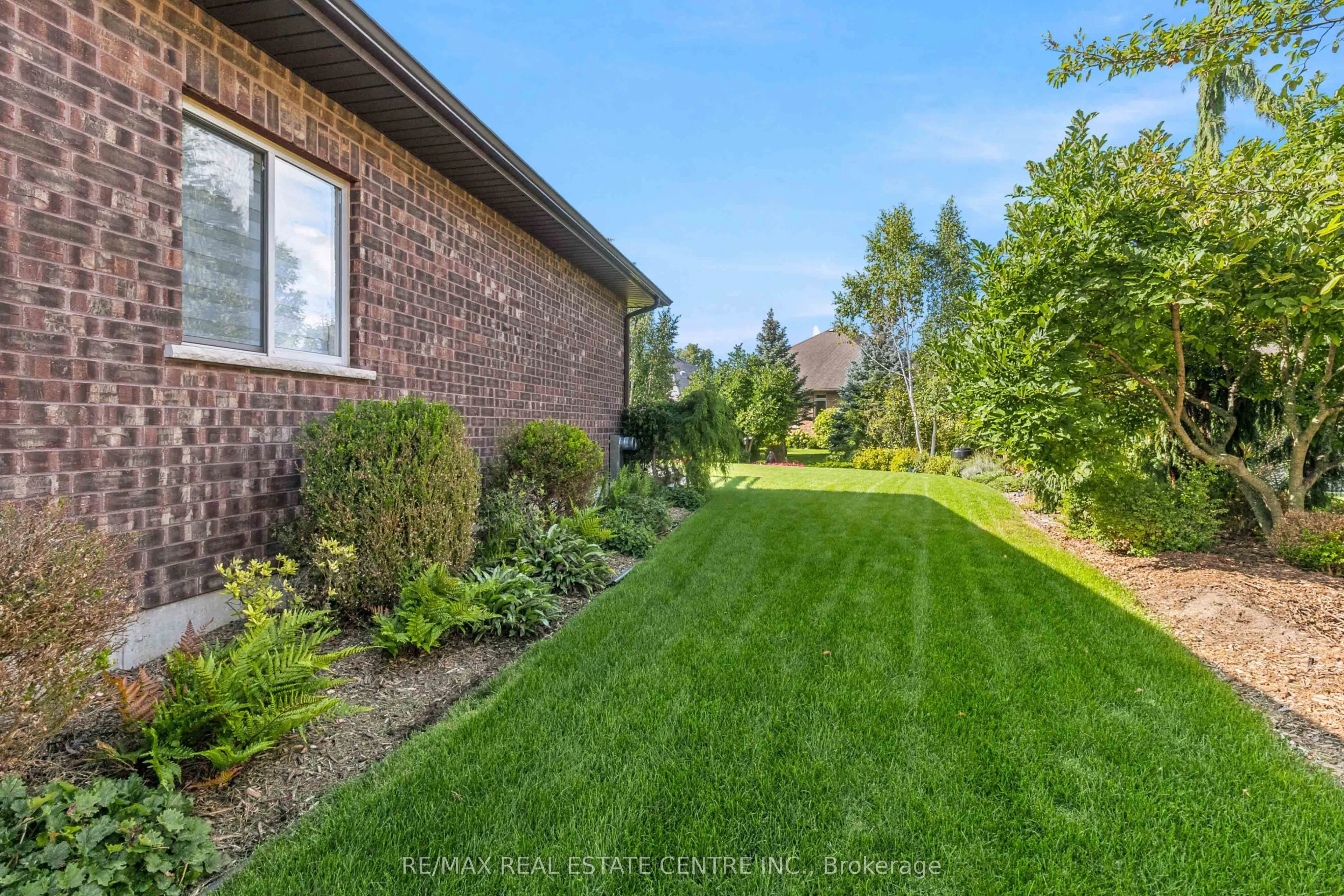 99 Magnolia Drive