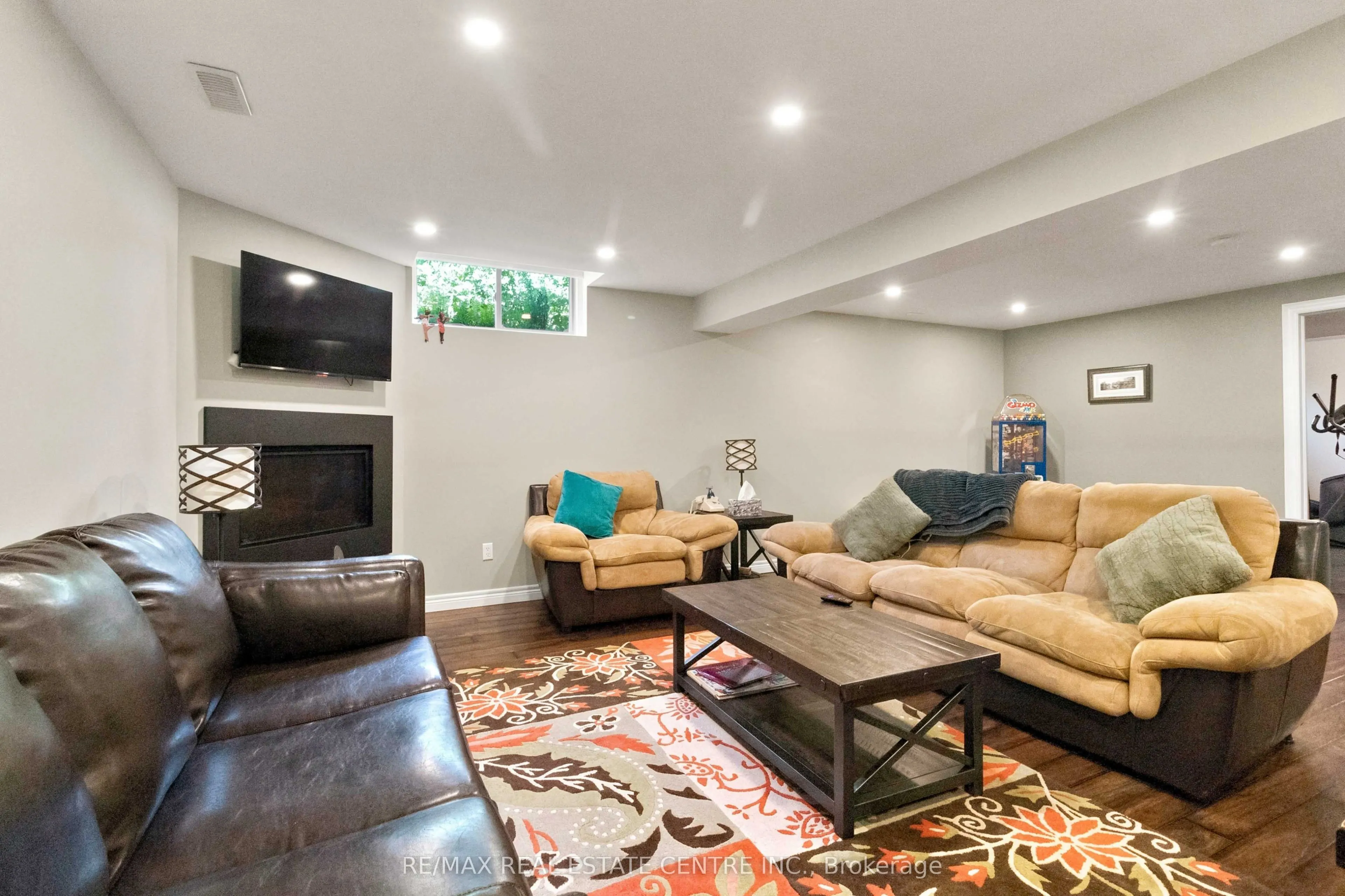 99 Magnolia Drive