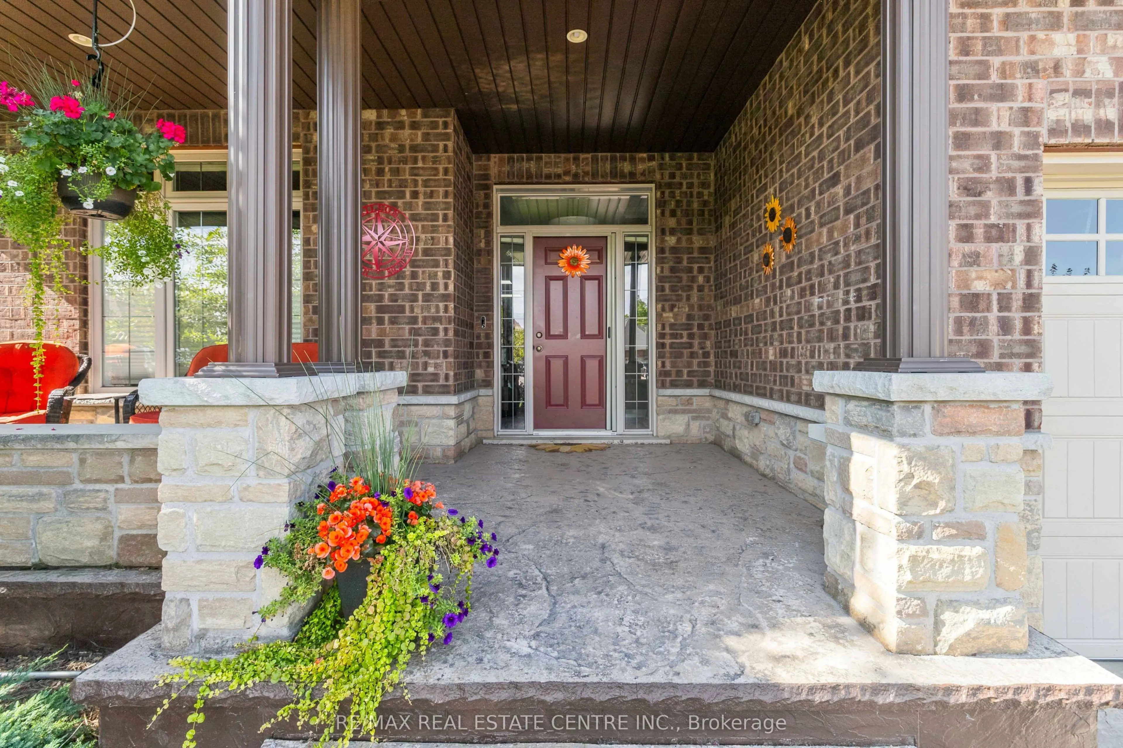 99 Magnolia Drive