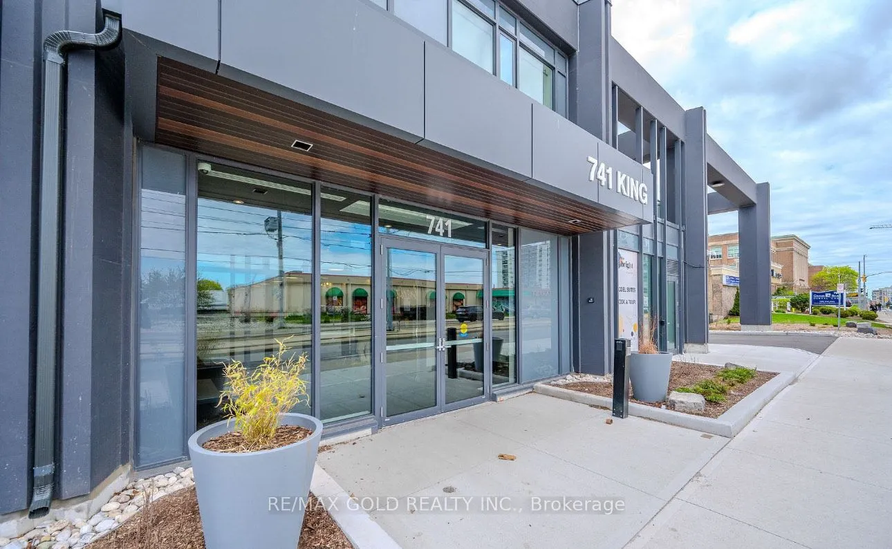 741 King Street #1302