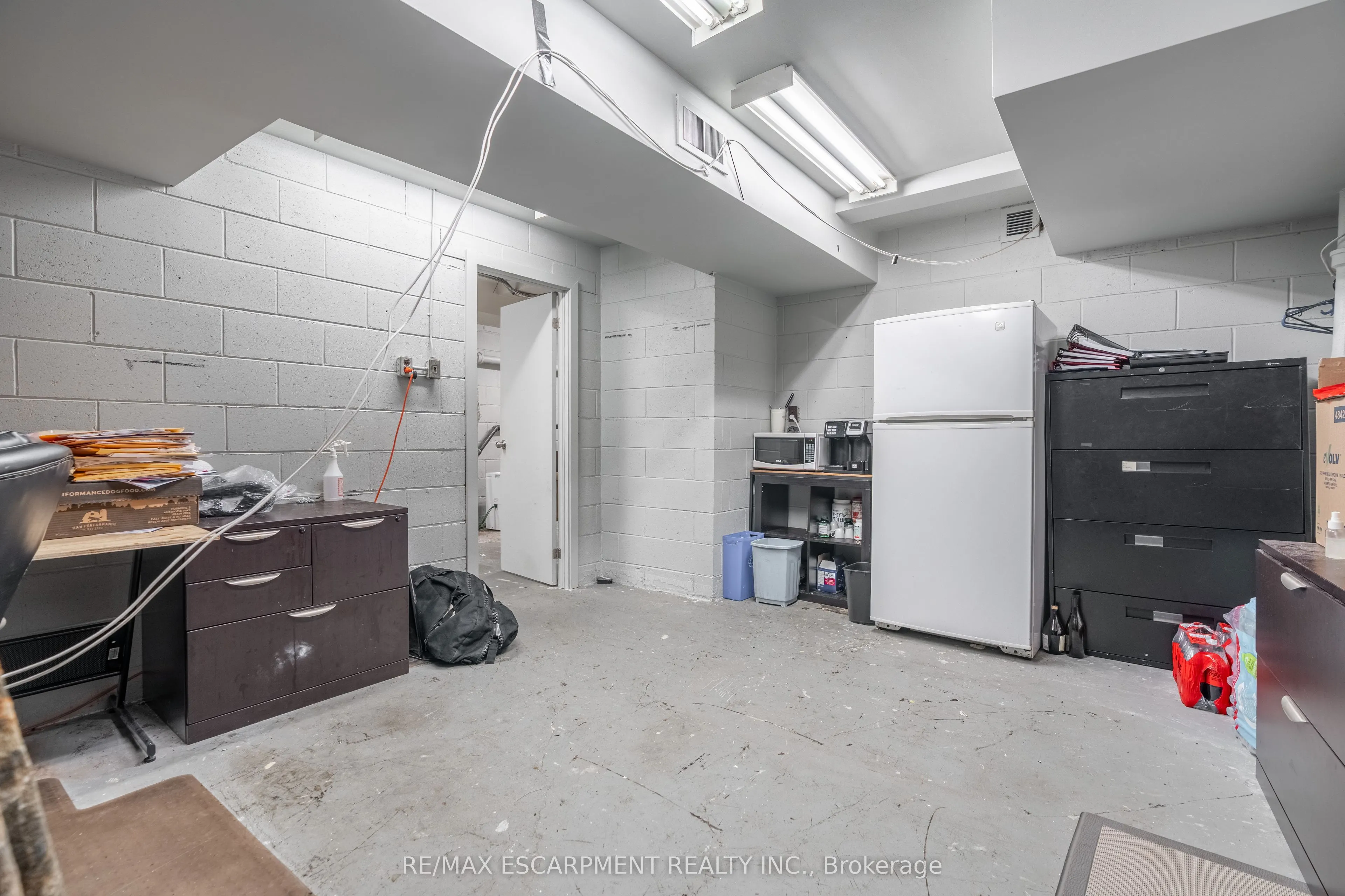 290 Queenston Road