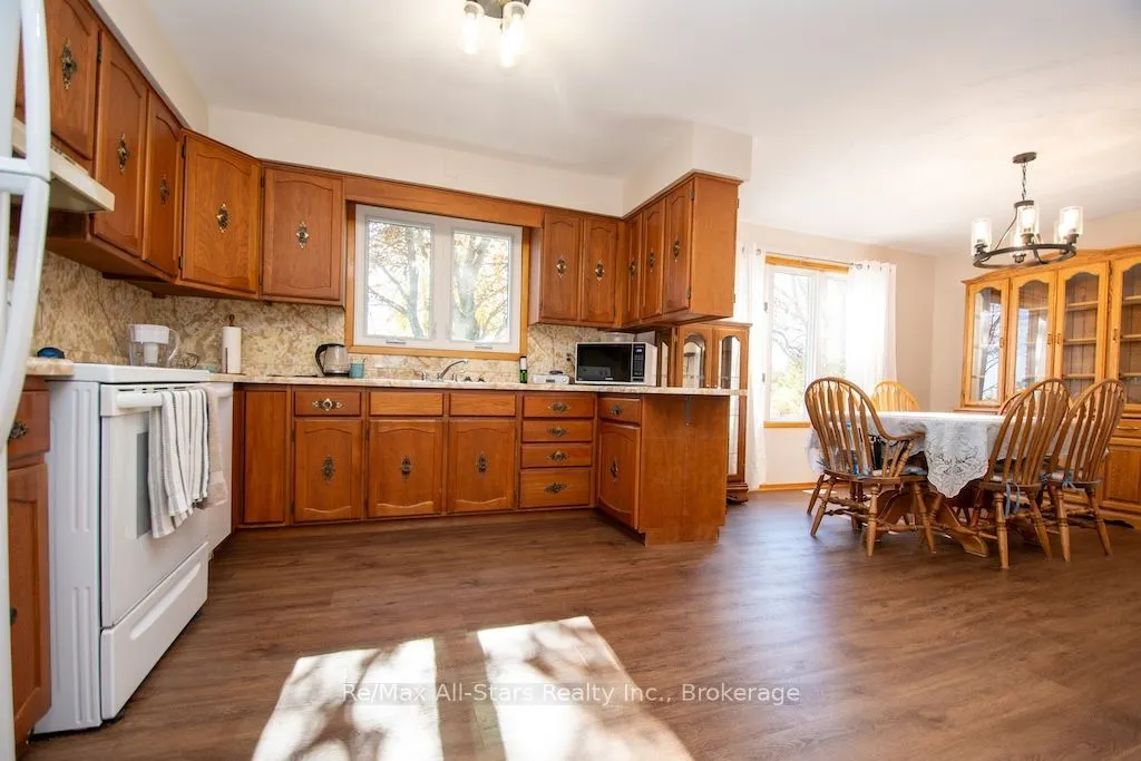 1067 Fleetwood Road
