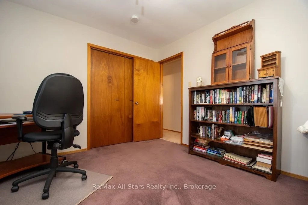 1067 Fleetwood Road
